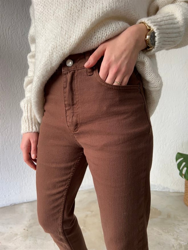 Paça Kesik Mom Jean - Kahverengi - Dominatrend