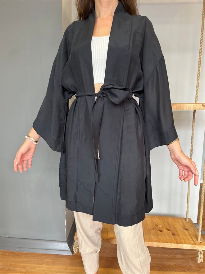 Pamuk Saten Kuşaklı Kimono - Siyah - Dominatrend