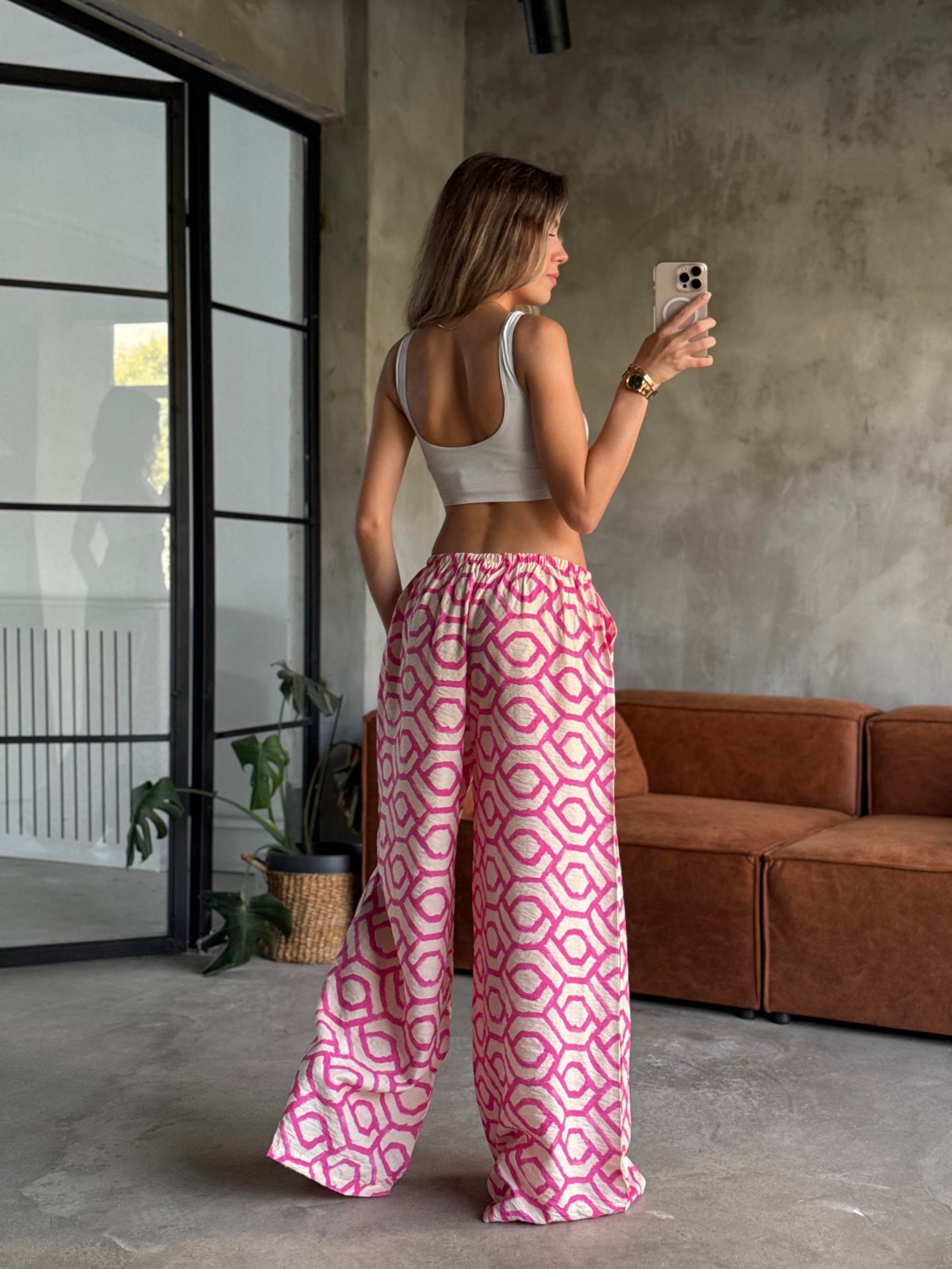 Pembe Desenli Salaş Ayrobin Pantolon - Dominatrend