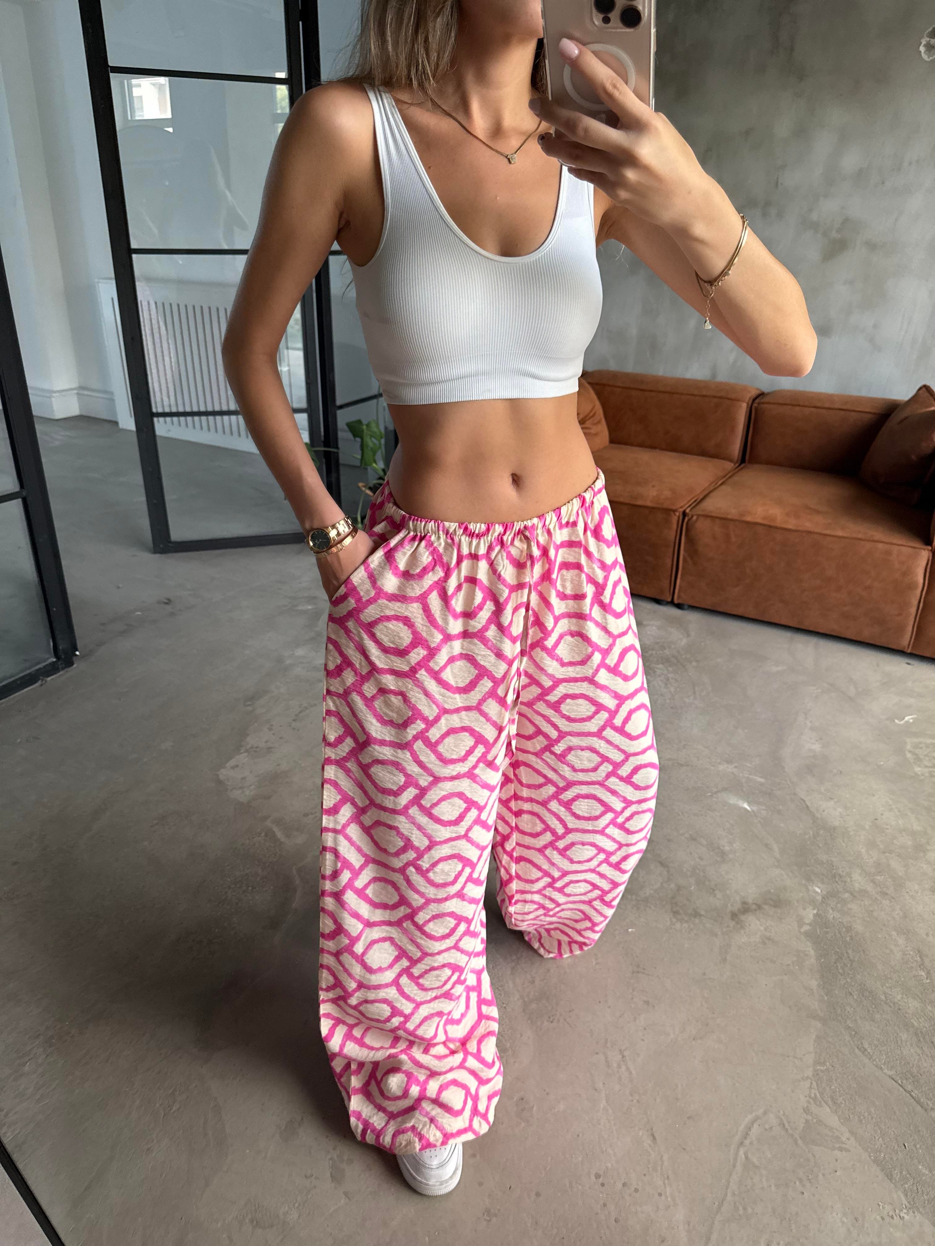 Pembe Desenli Salaş Ayrobin Pantolon - Dominatrend