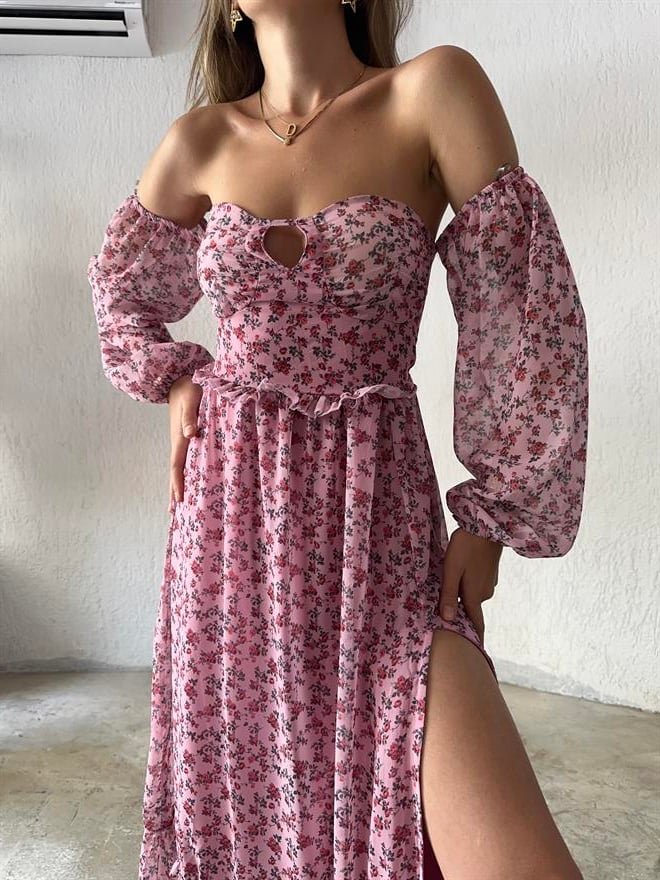 Pembe Desenli Şifon Yırtmaşlı Elbise  - Dominatrend