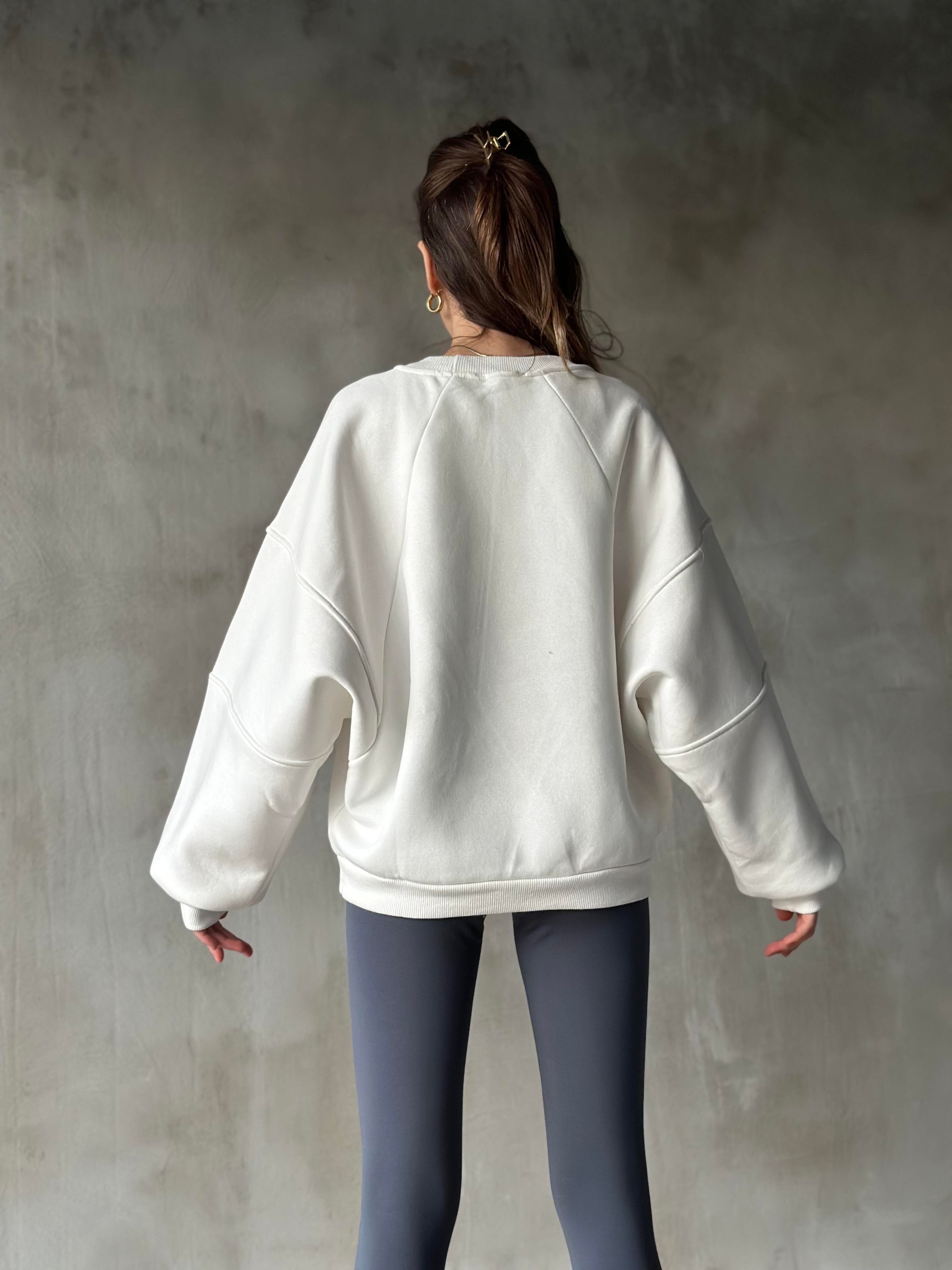 Poem Unisex Yarasa Kol Oversize Sweatshirt - Beyaz - Dominatrend