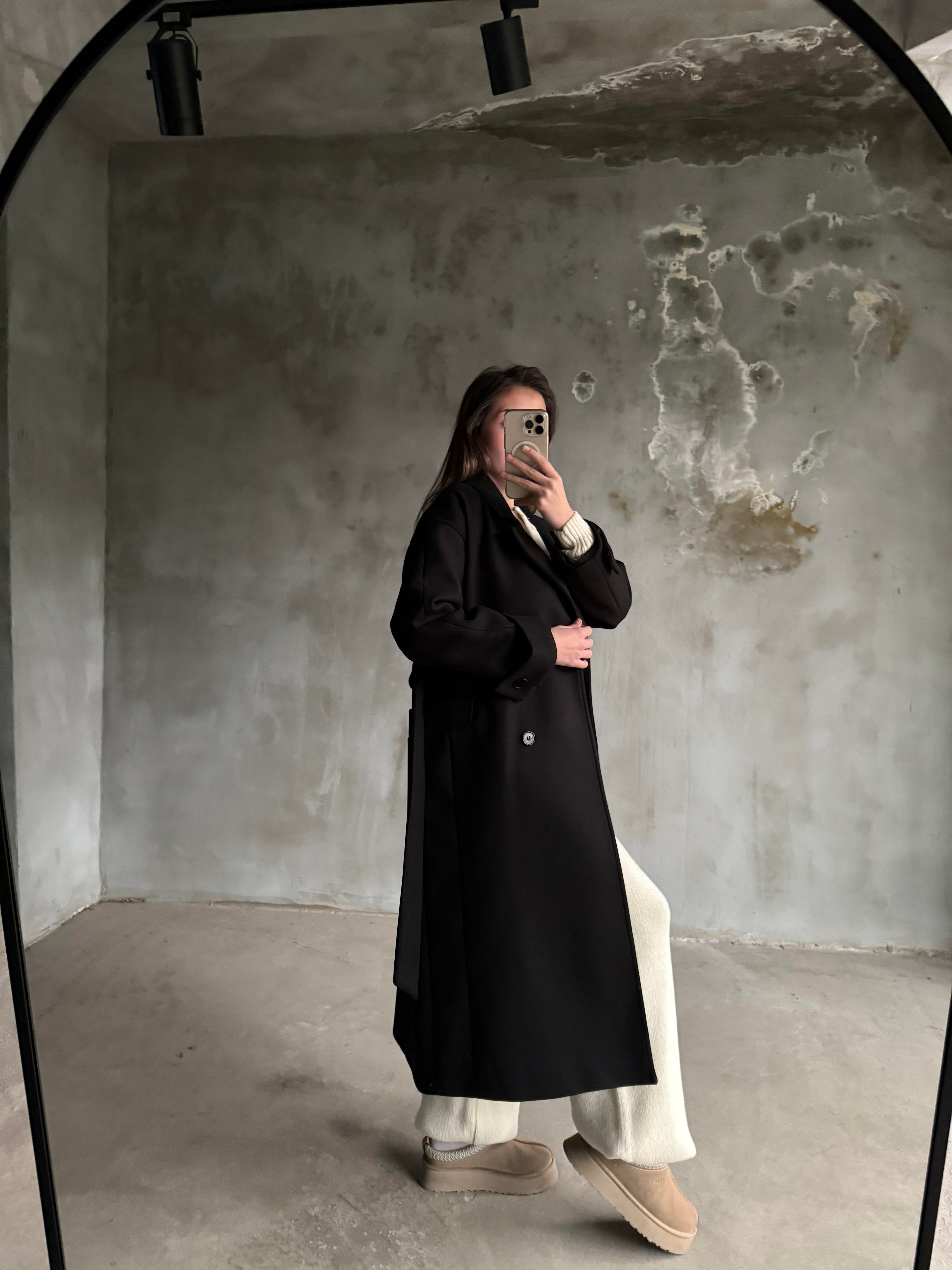 Siyah Kruvaze Kuşaklı Kaban  - Dominatrend