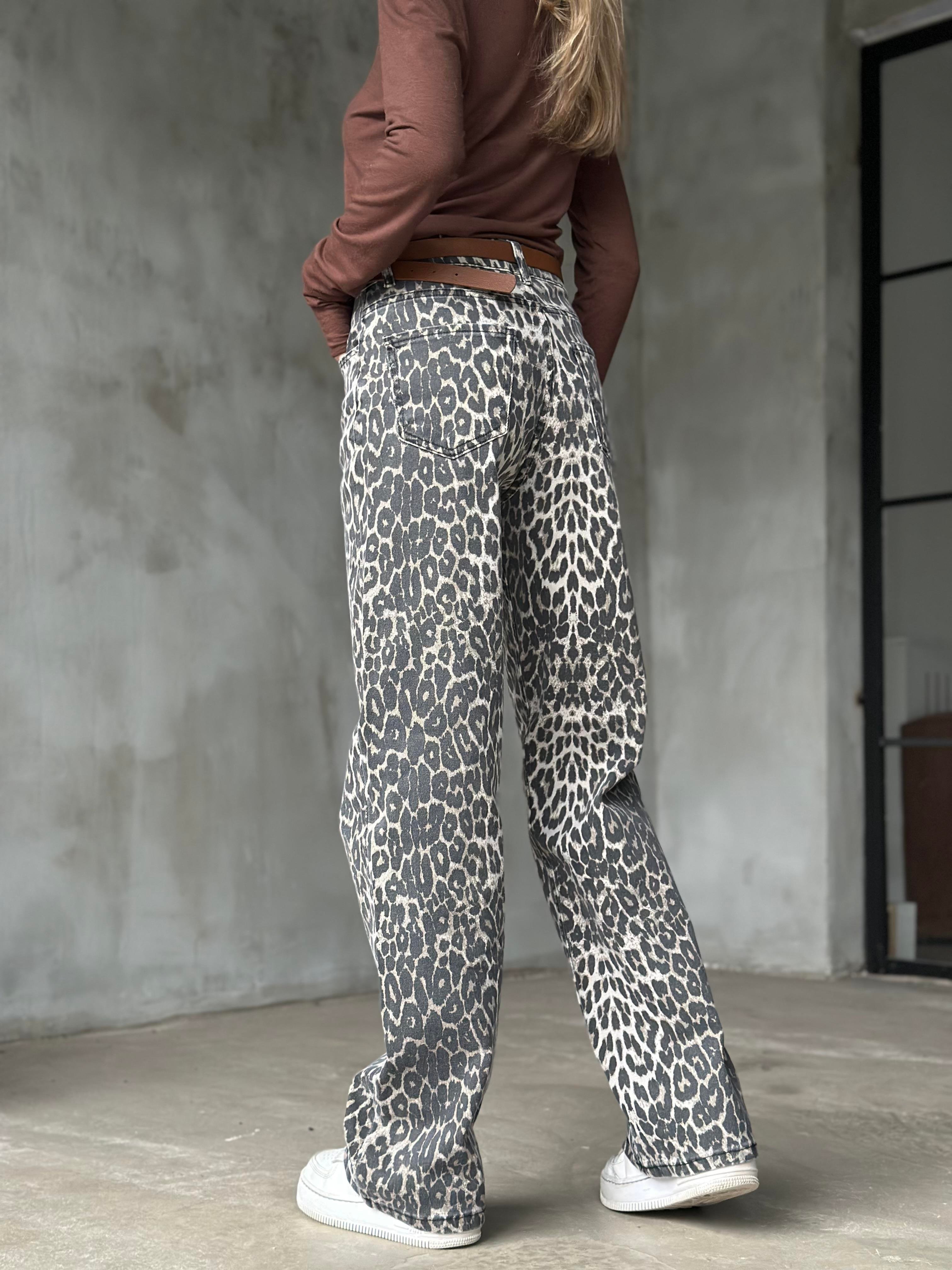 Soluk Efektli Leopar Desenli Straight Jean - Dominatrend
