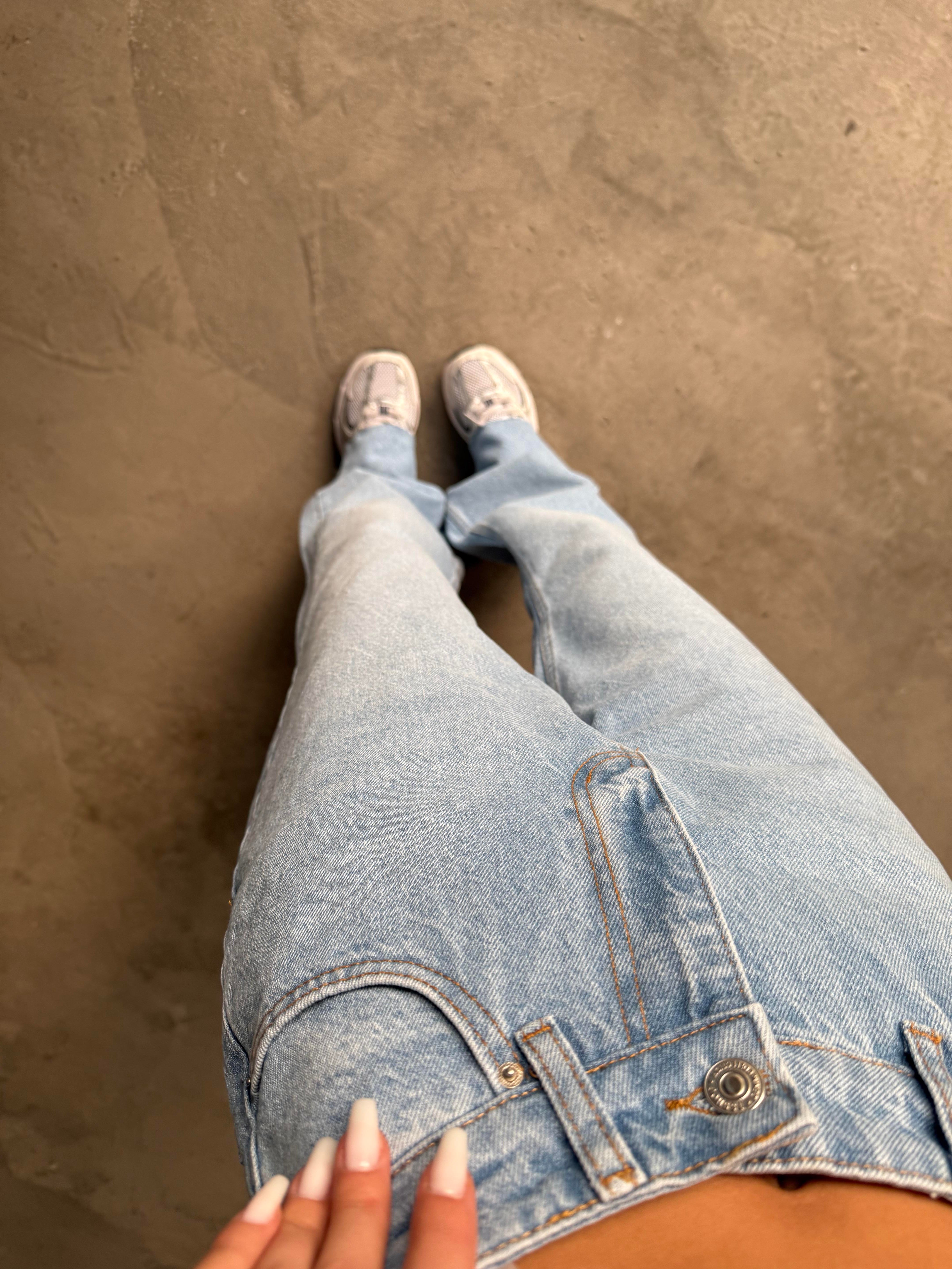 Straight Fit Jean - Açık Mavi - Dominatrend