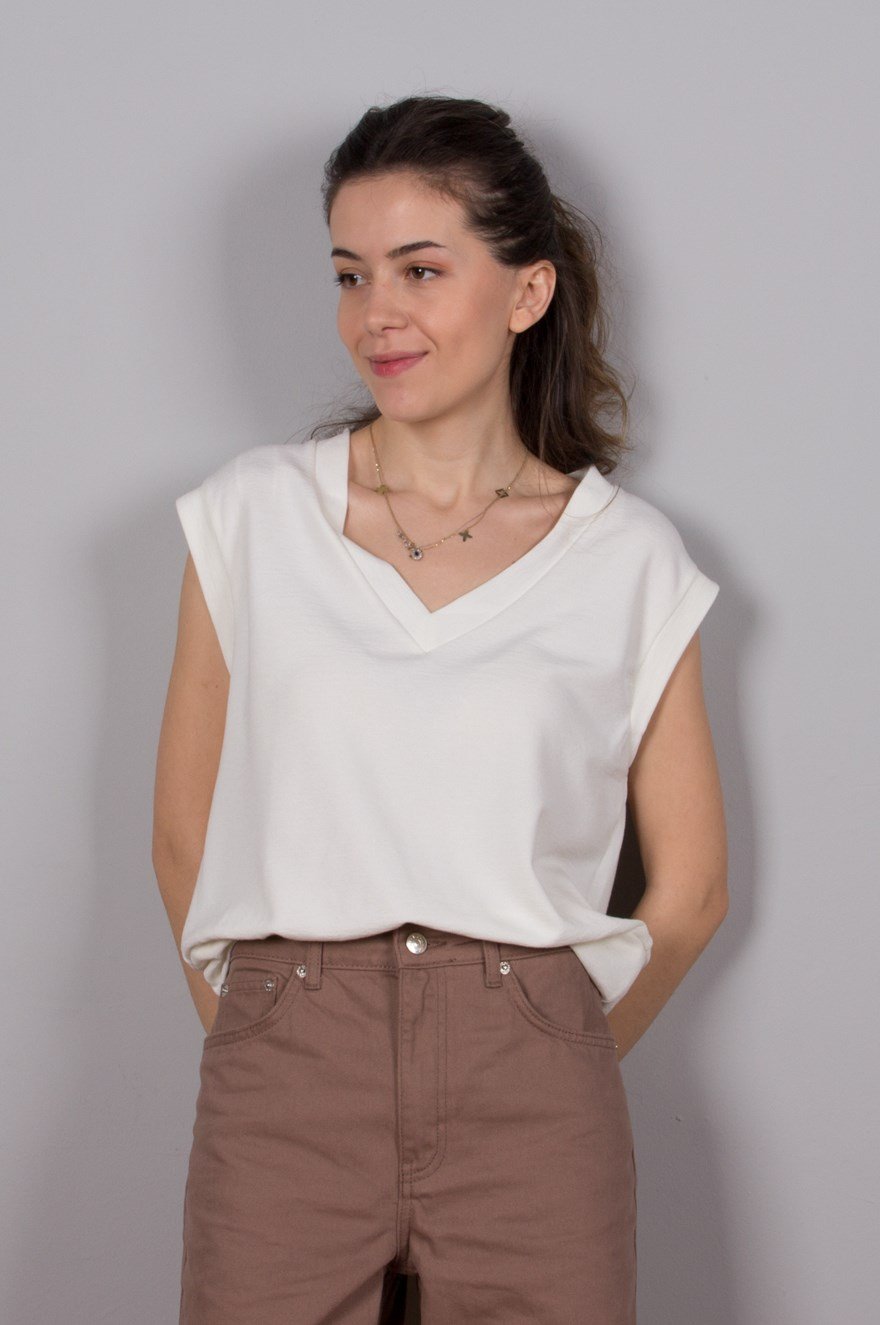 V Yaka Kolsuz T-Shirt - Dominatrend