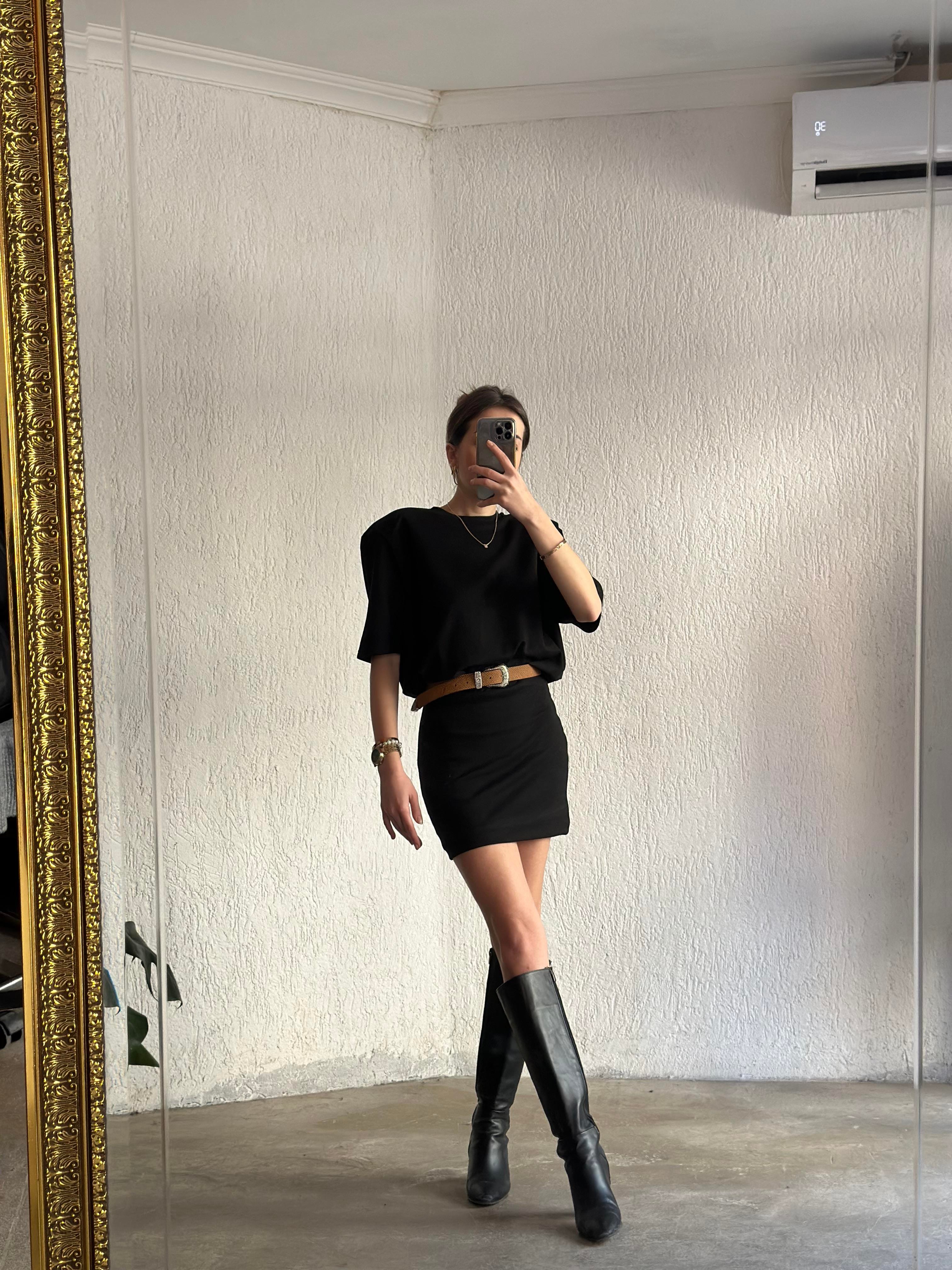 Vatkalı Basic T-Shirt Elbise - Siyah - Dominatrend