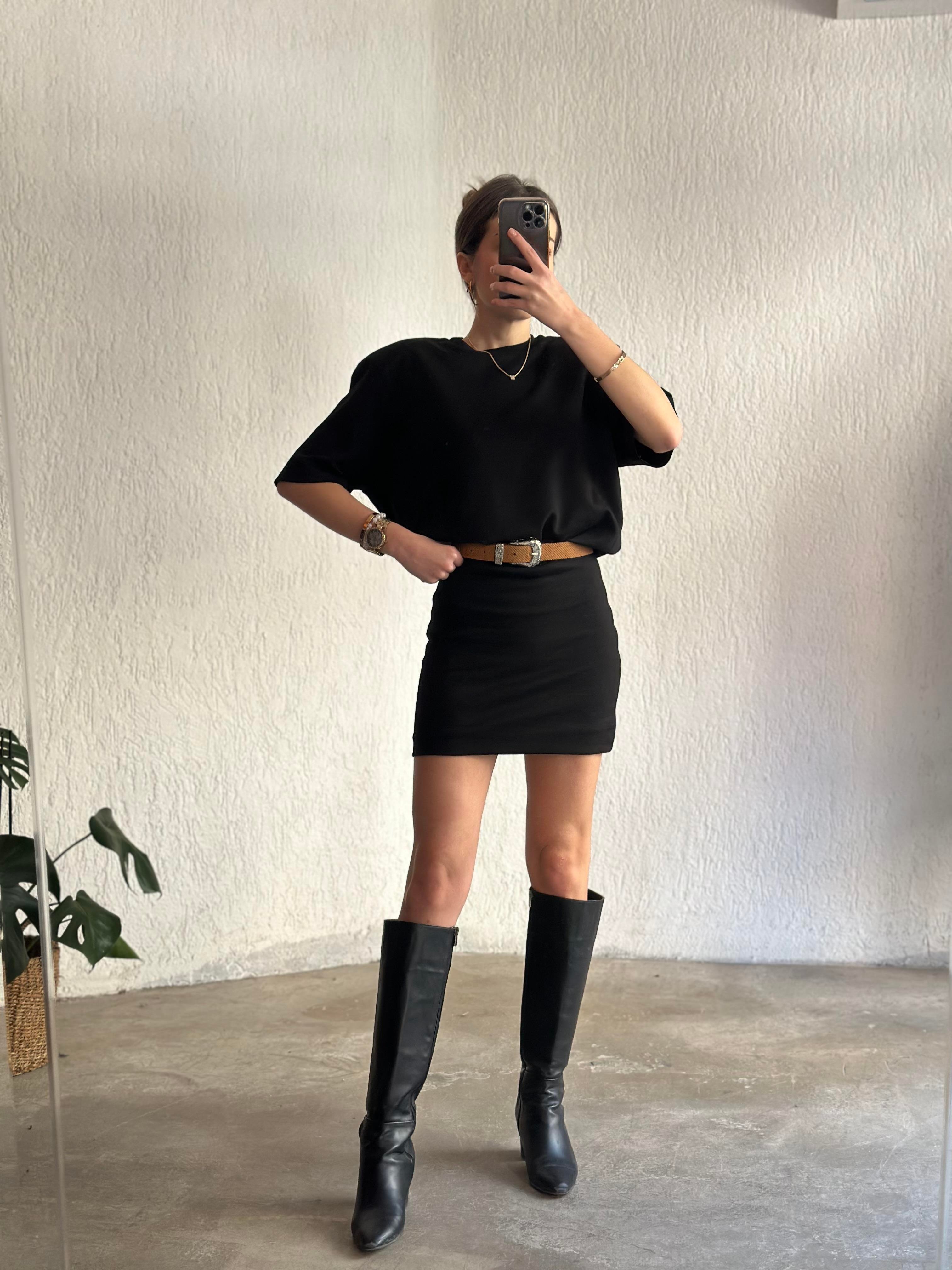 Vatkalı Basic T-Shirt Elbise - Siyah - Dominatrend