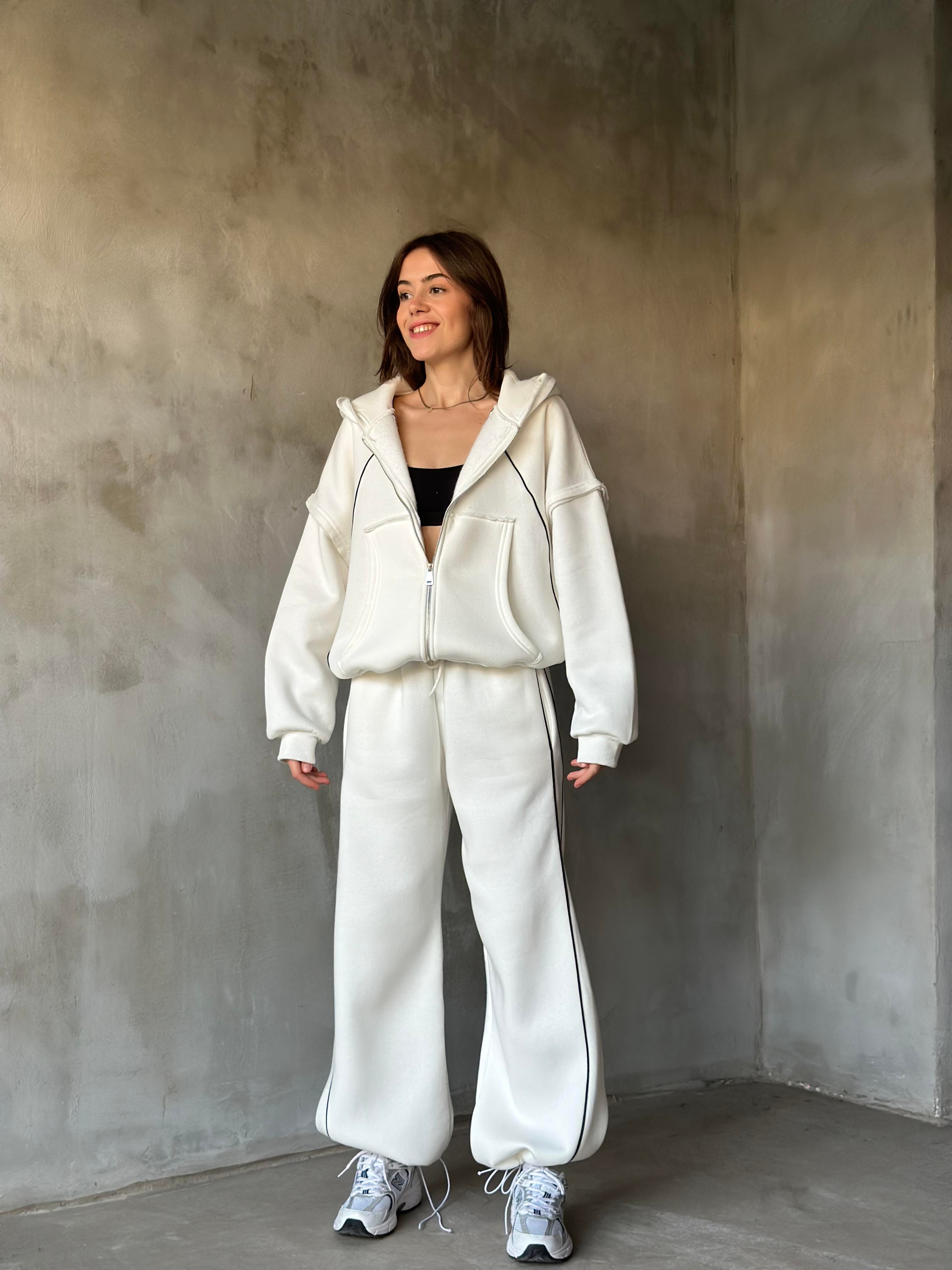 Vecy Lastik Detay Oversize Hırkalı Takım -  Beyaz - Dominatrend