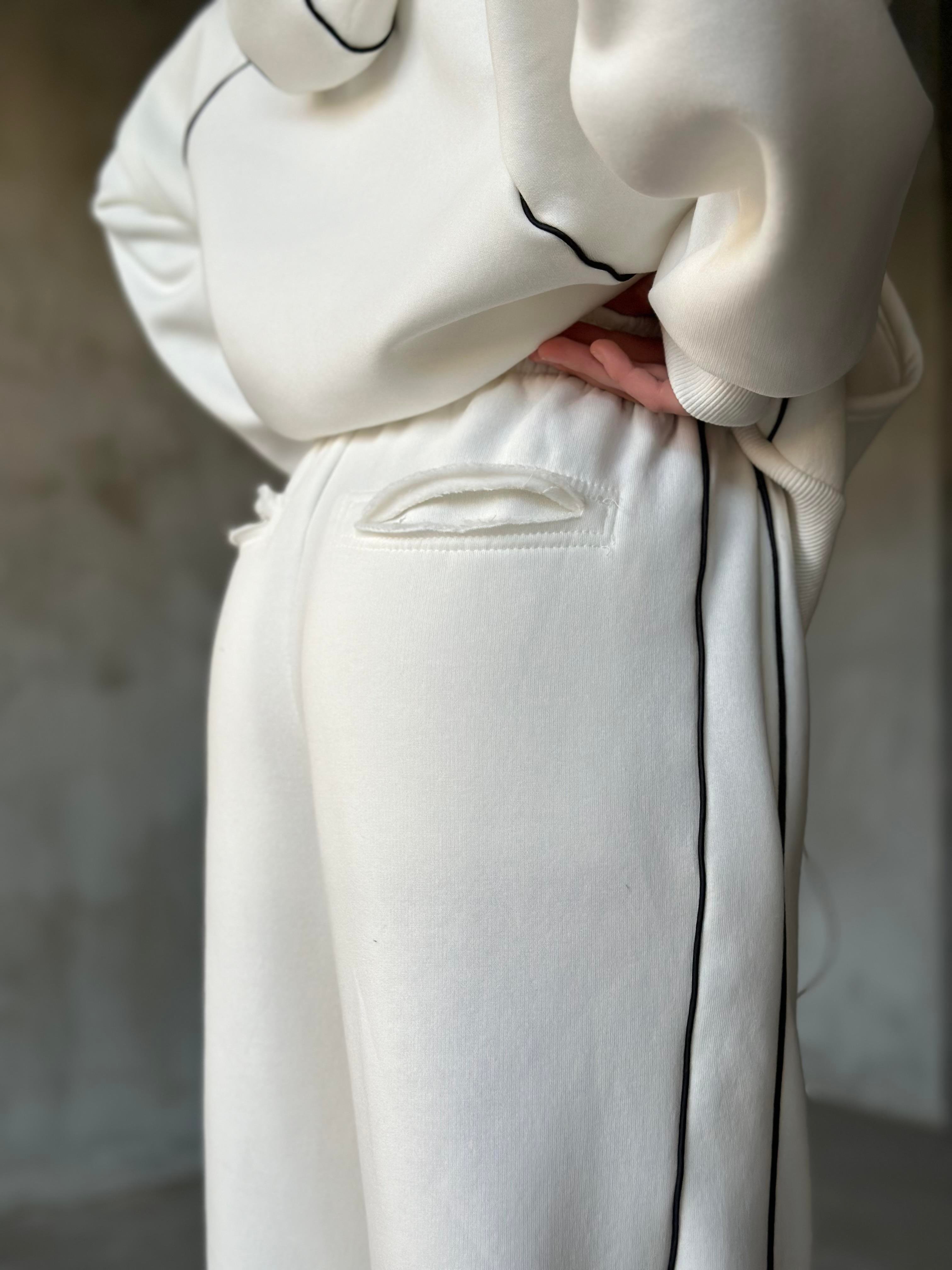 Vecy Lastik Detay Oversize Hırkalı Takım -  Beyaz - Dominatrend