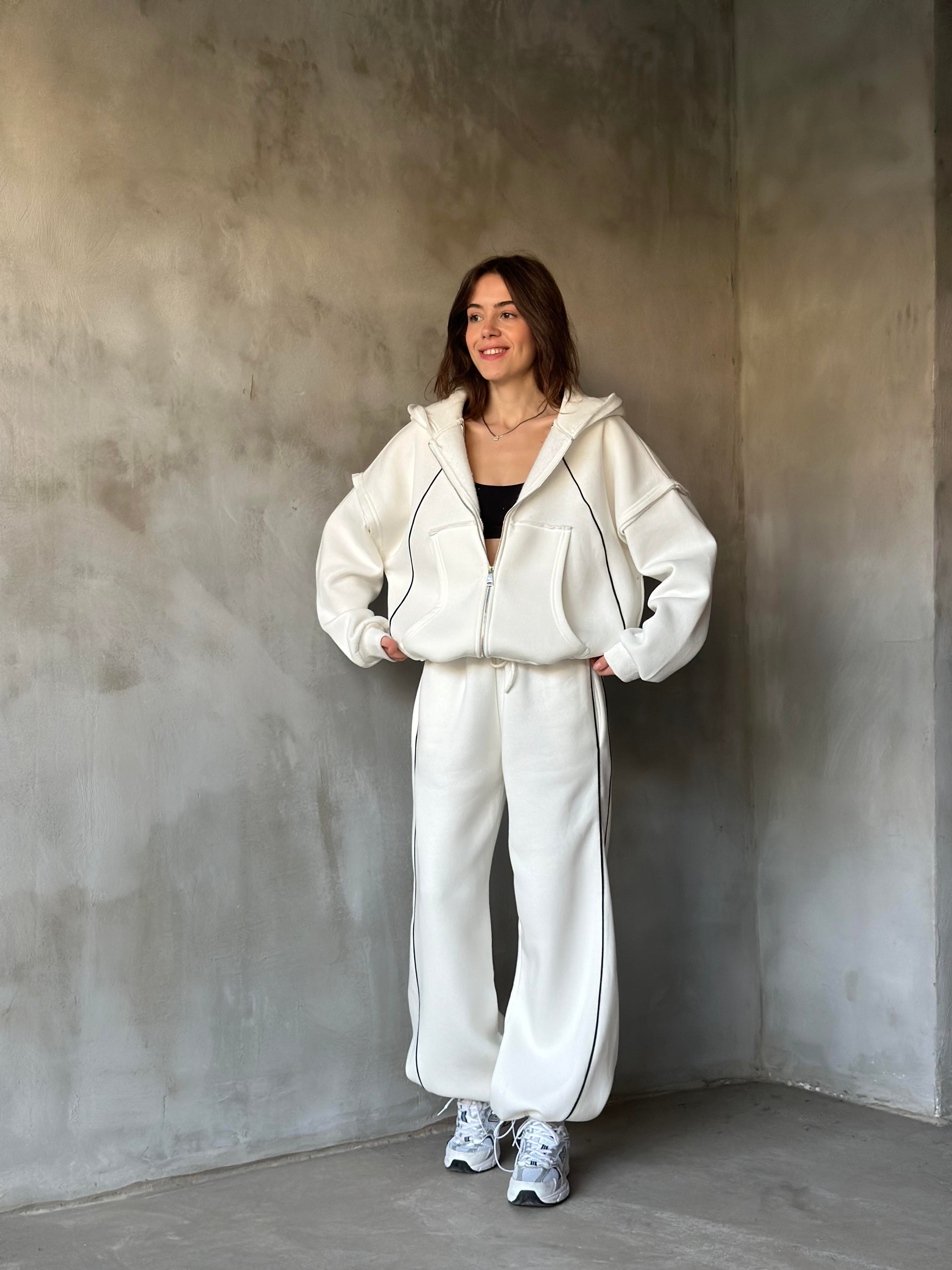 Vecy Lastik Detay Oversize Hırkalı Takım -  Beyaz - Dominatrend