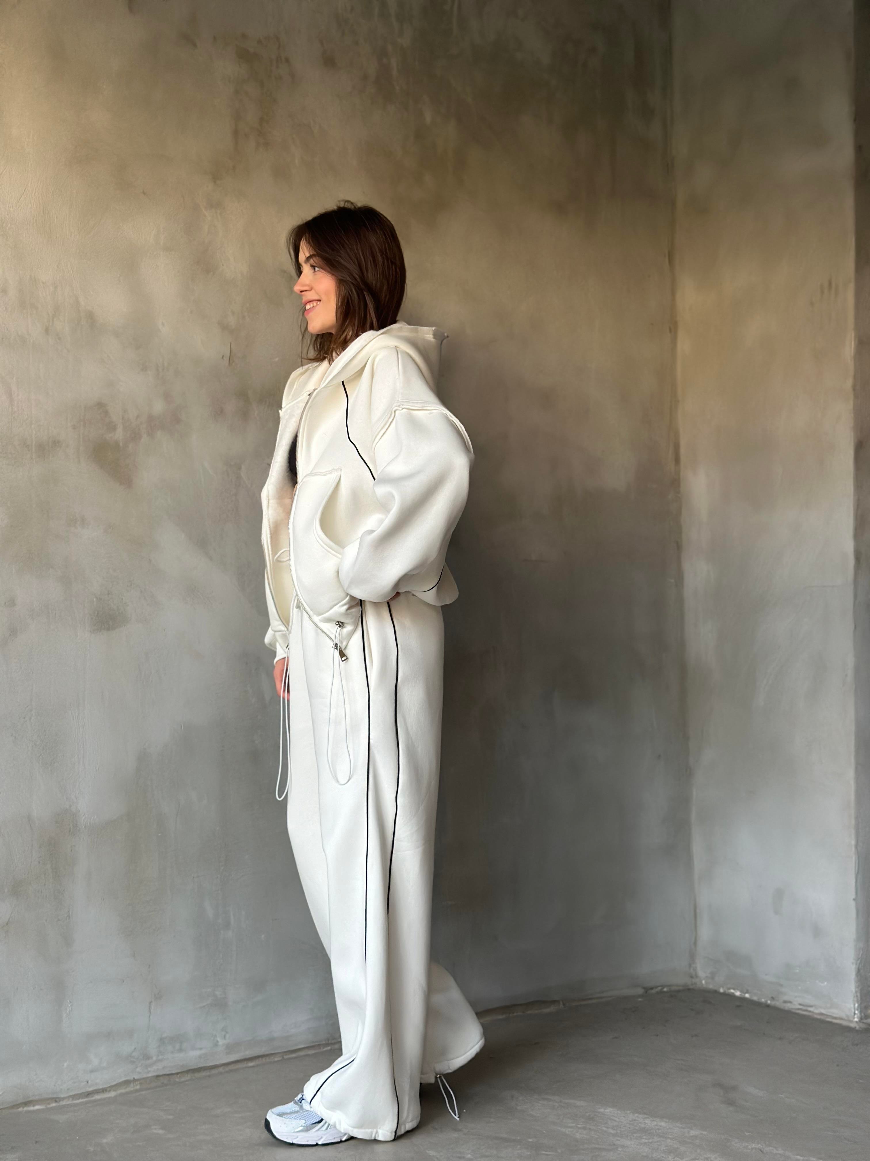 Vecy Lastik Detay Oversize Hırkalı Takım -  Beyaz - Dominatrend