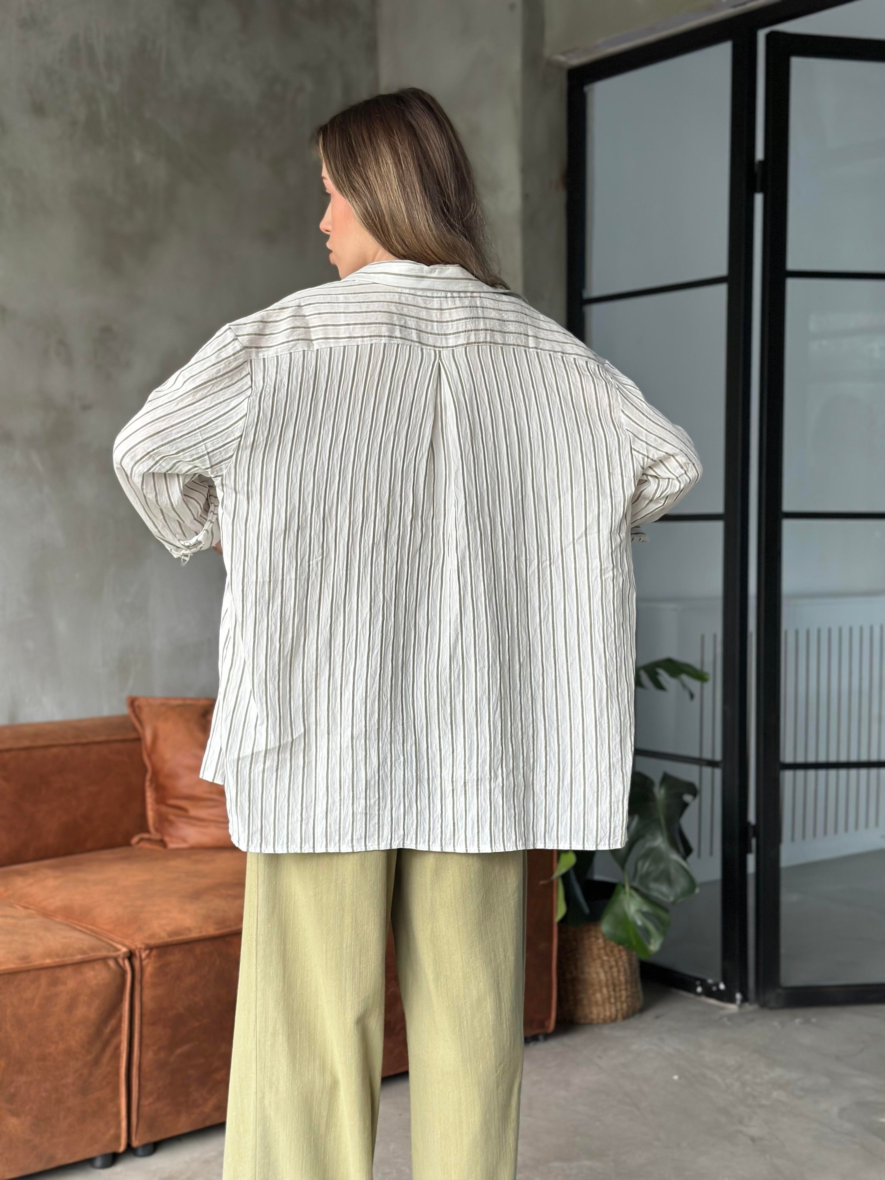 Yeşil İnce Çizgili Gömlek - Dominatrend