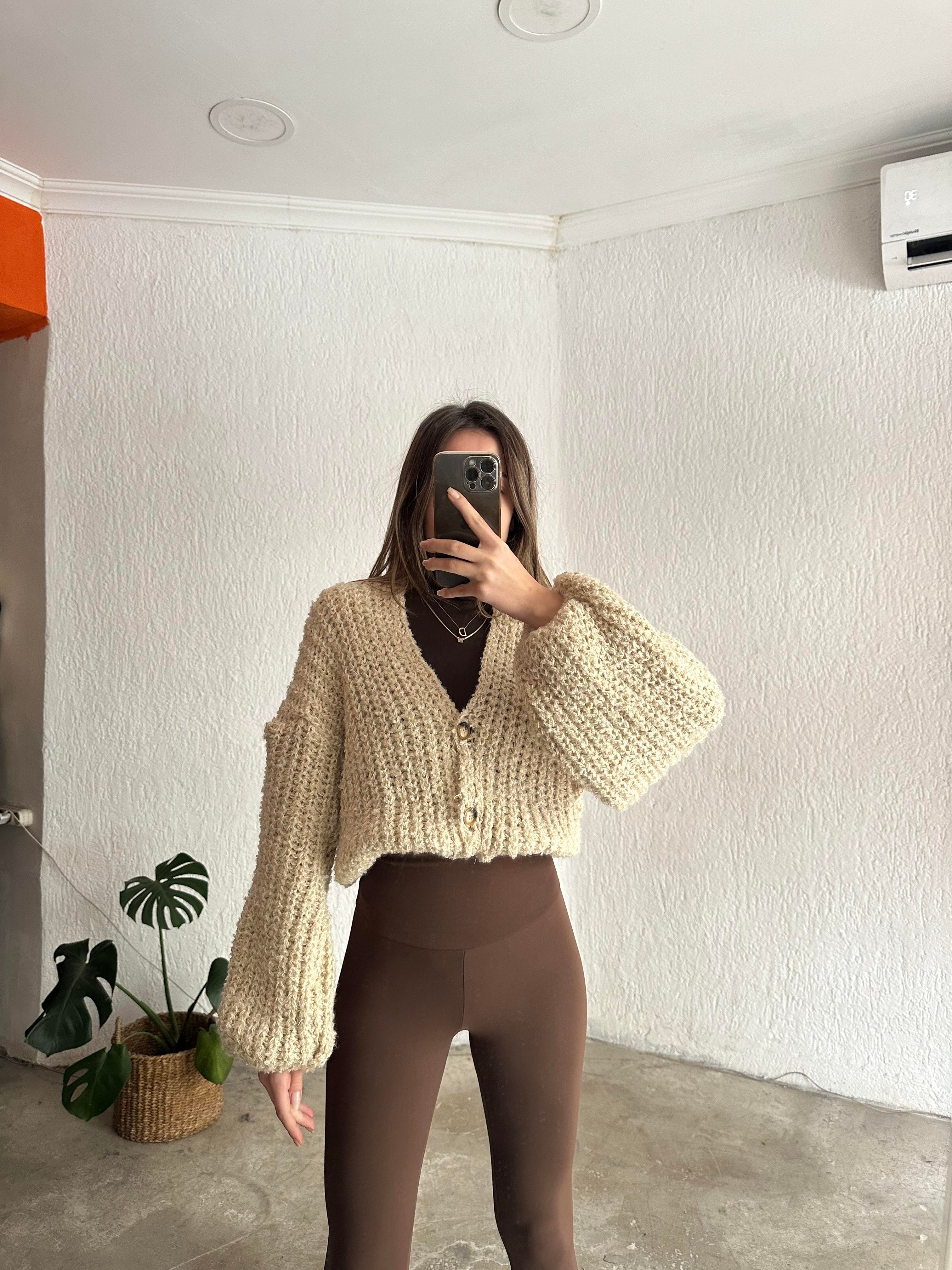 Yumoş Düğmeli Örme Hırka - Krem - Dominatrend