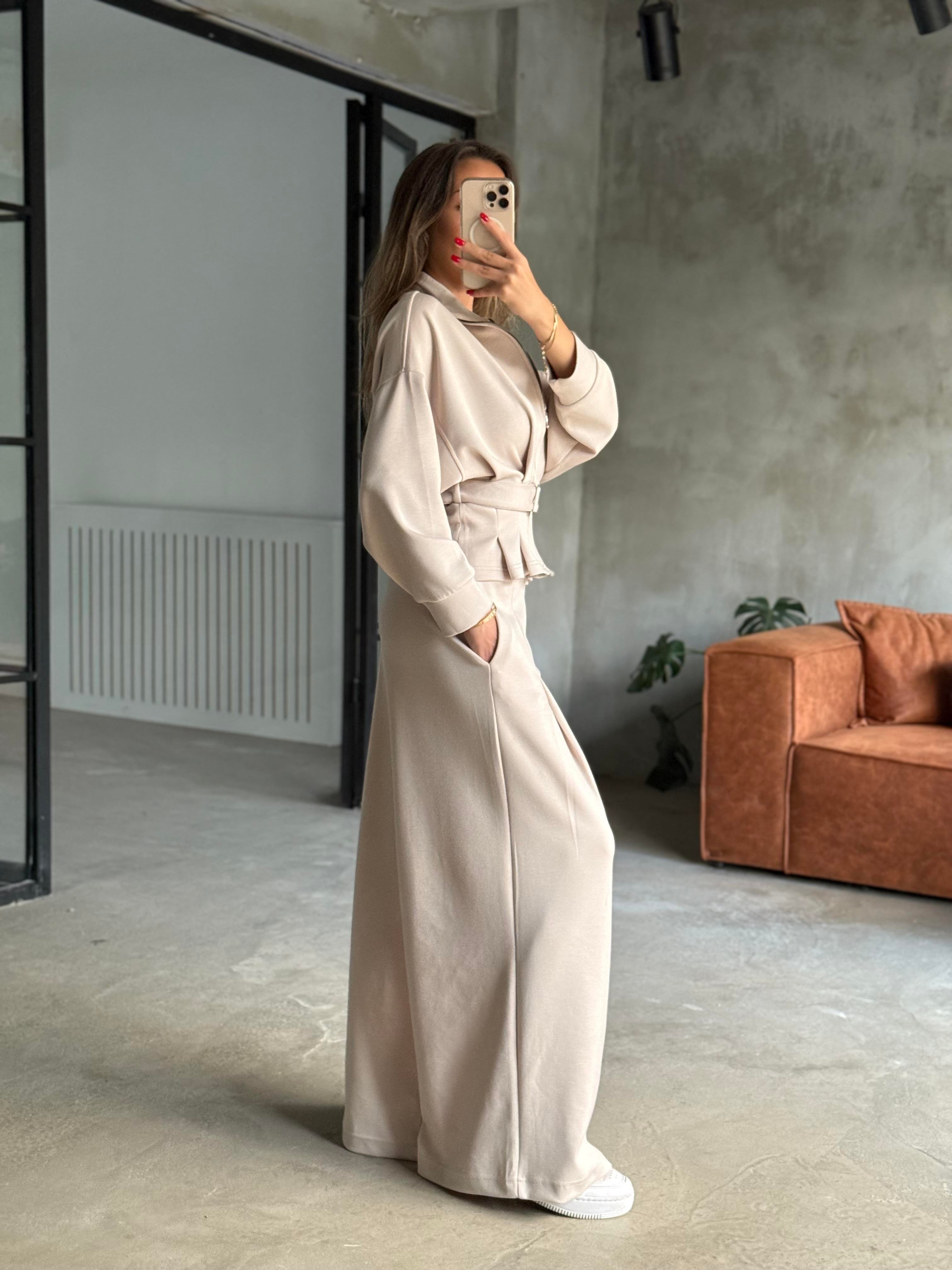 Yumuşak Dokunuşlu Modal Kemerli Takım - Bej - Dominatrend