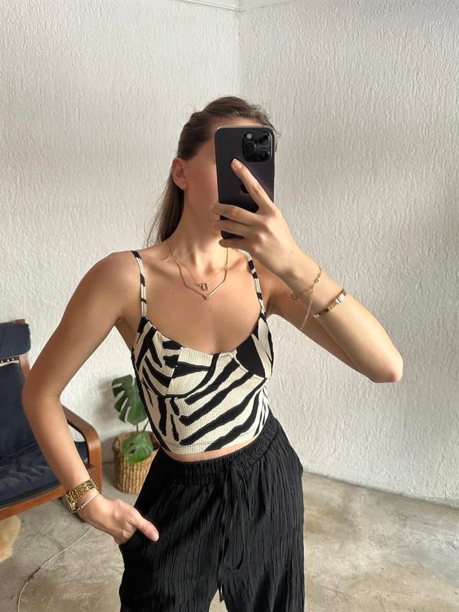 Zebra Toparlayıcı Crop - Dominatrend