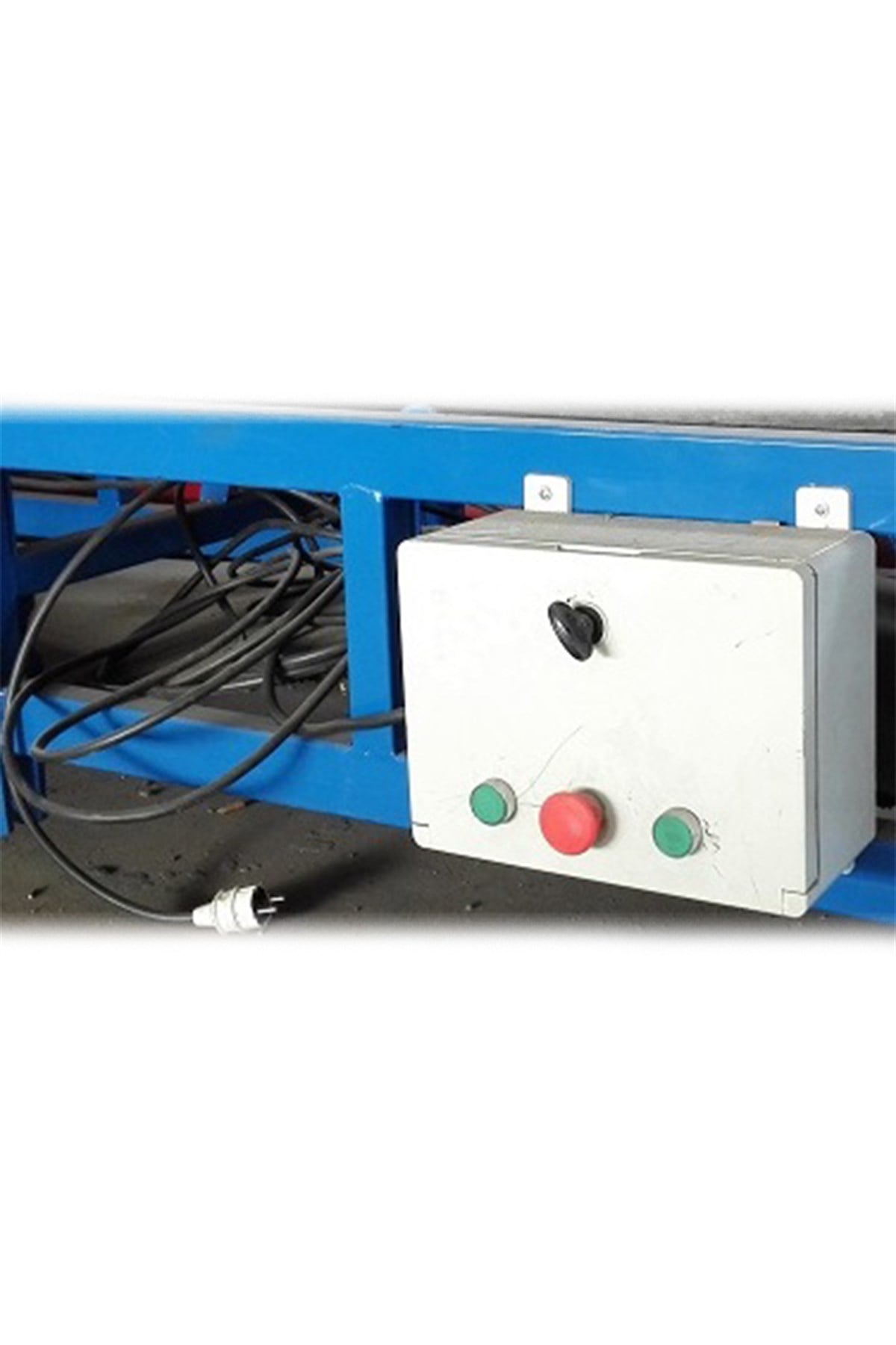6 MT 220 V Yükleme BandıZiraiyedek.com | 6 MT 220 V Yükleme Bandı