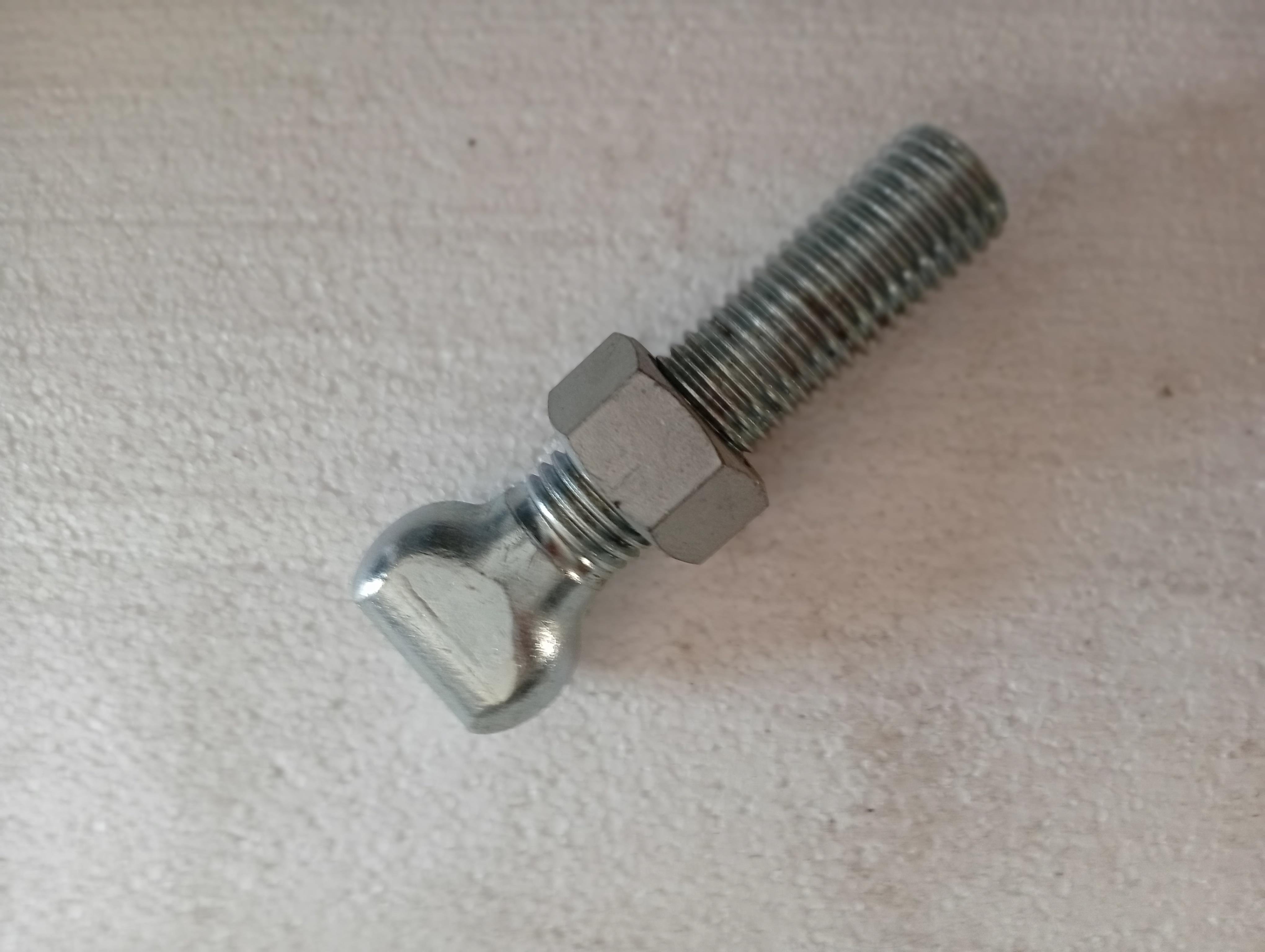 ALPLER - DÖNERLİ PULLUK TEKERLEK AYAR VİDASI 