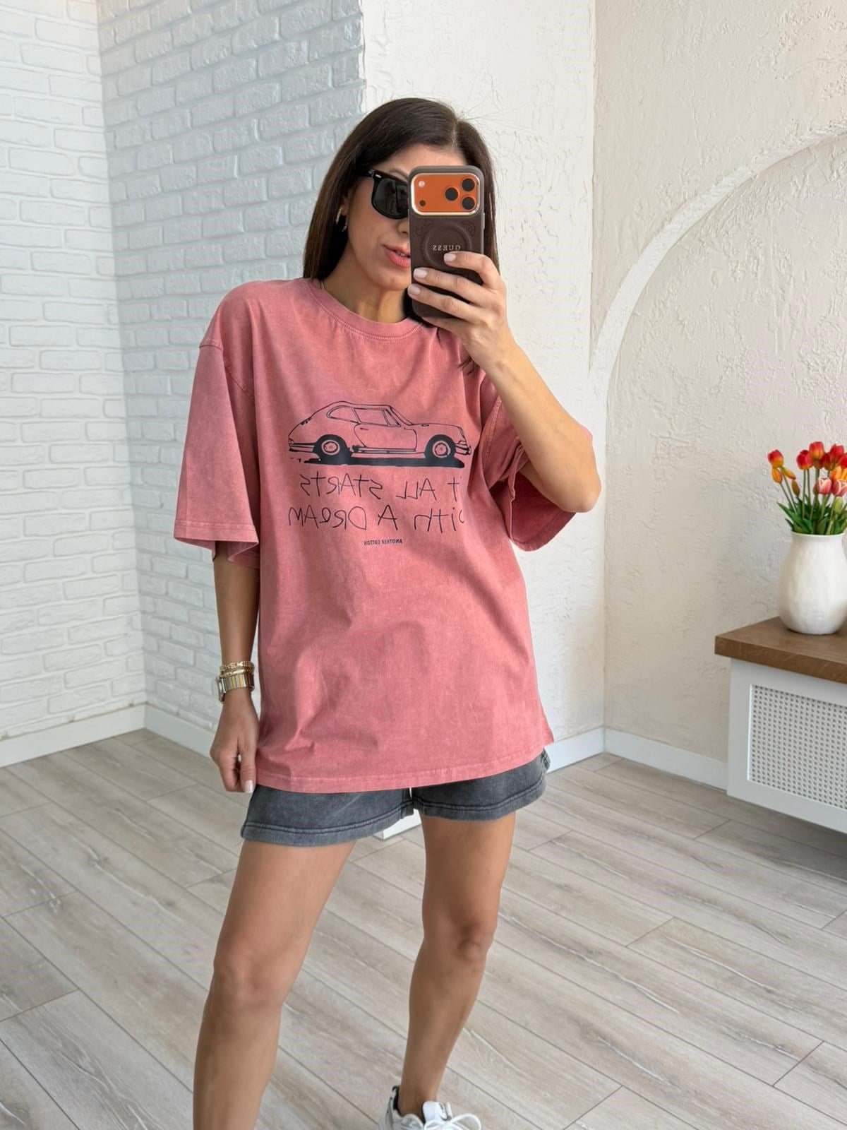  Kadın Araba Çizim Baskılı Oversize Tişort Kiremit
