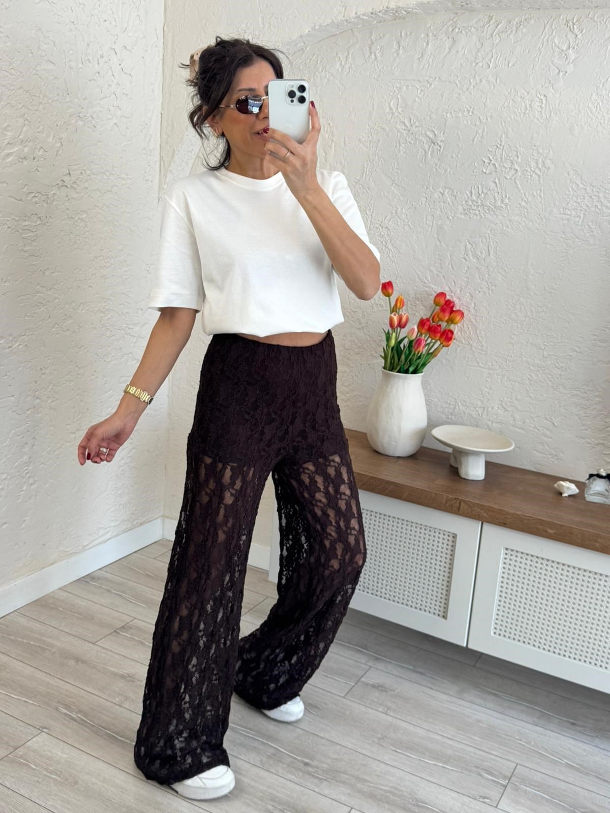 Bel Lastikli Mini Şort Astarlı Dantel Pantolon Kahve 