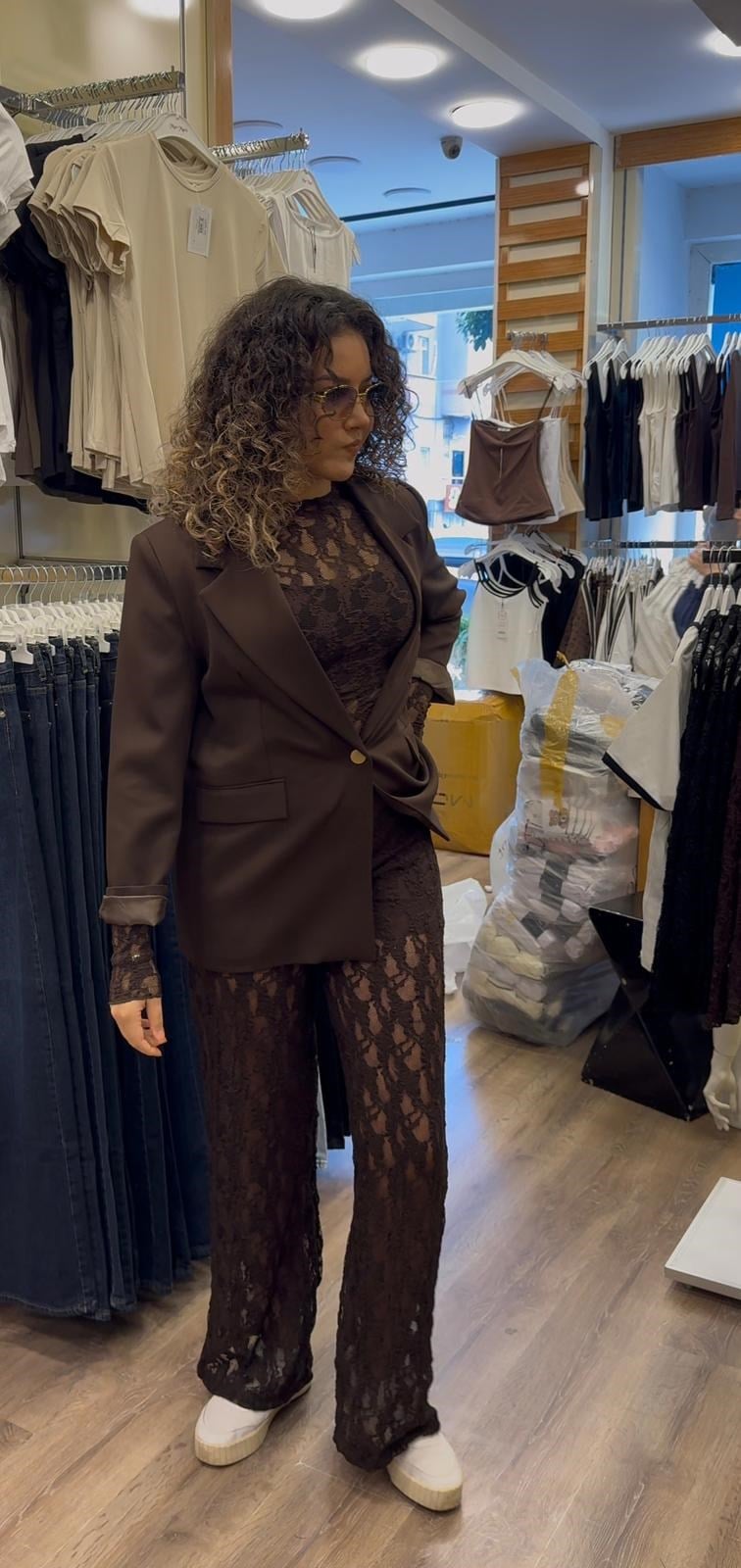 Bel Lastikli Mini Şort Astarlı Dantel Pantolon Kahve 