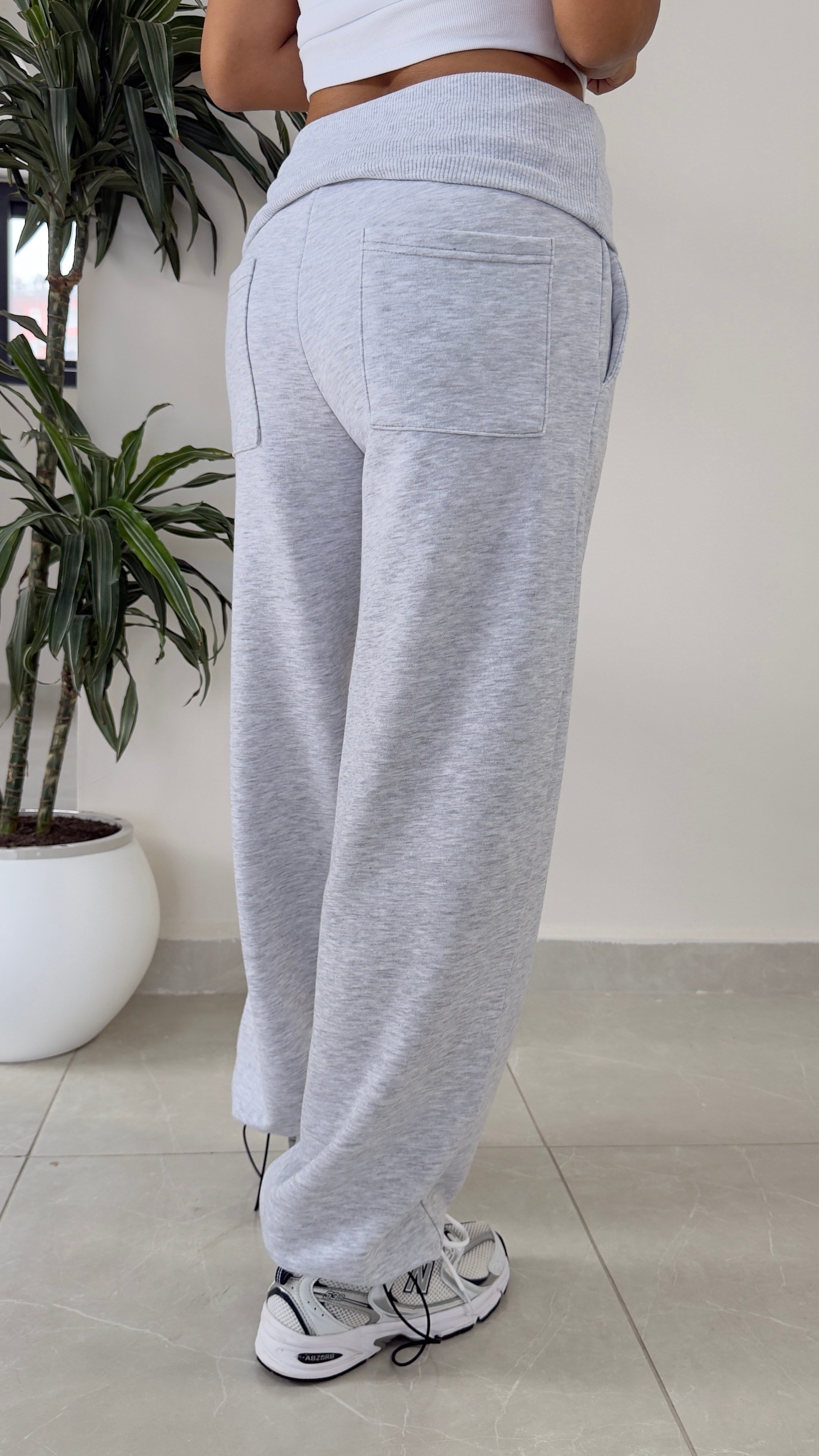 Beli Katlamalı Paça Ayarlanabilir Eşofman Altı Gri
