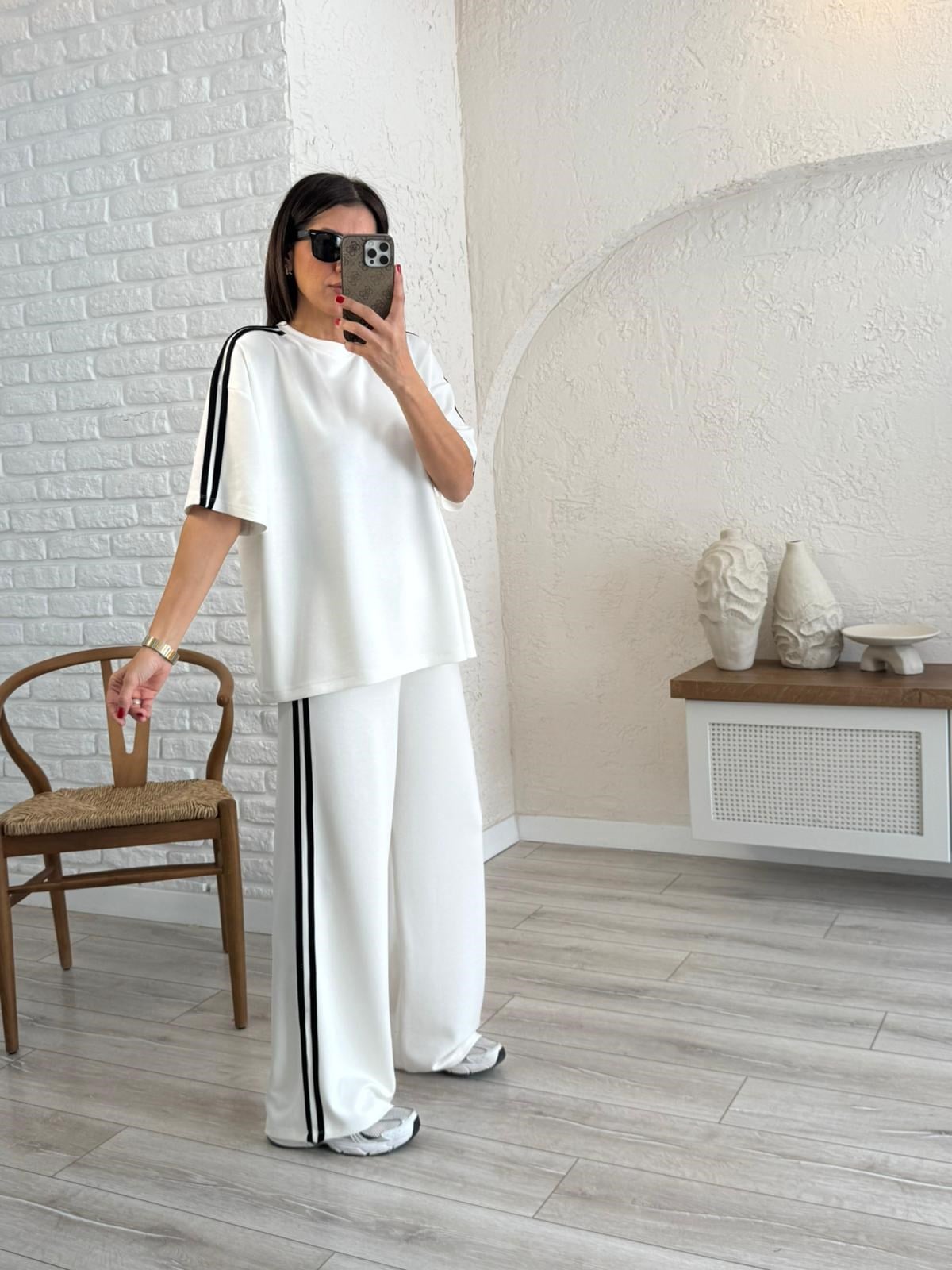 Bisiklet Yaka Çift Şeritli Modal Kumaş Takım Ekru