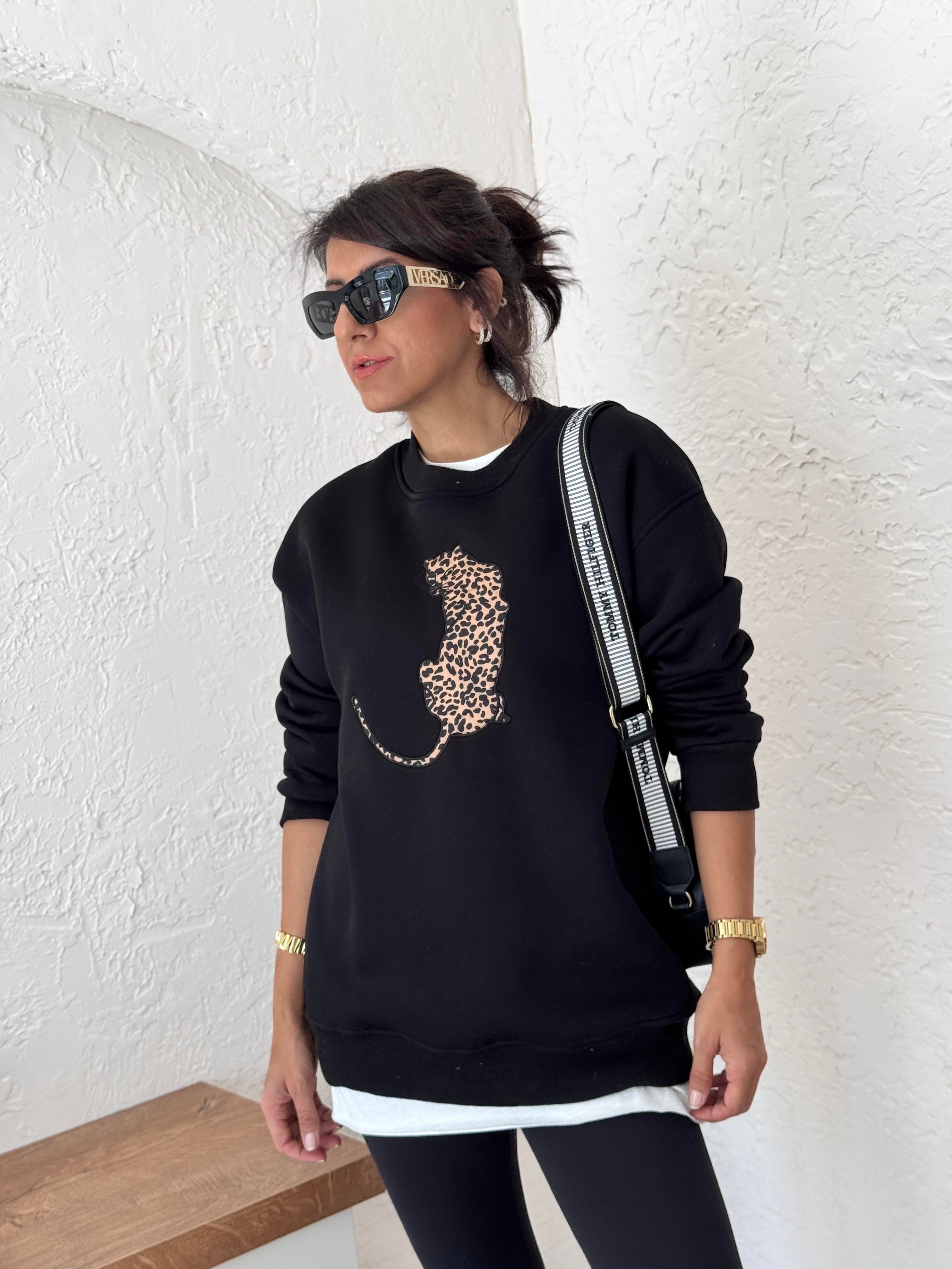Bisiklet Yaka Leopar Figürlü Sweat Siyah