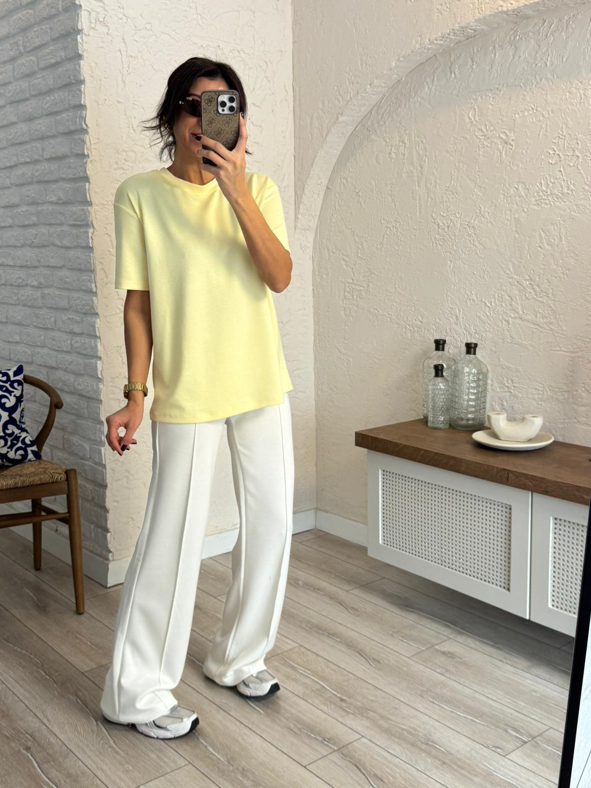 Bisiklet Yaka Modal Kumaş Tişört Sarı