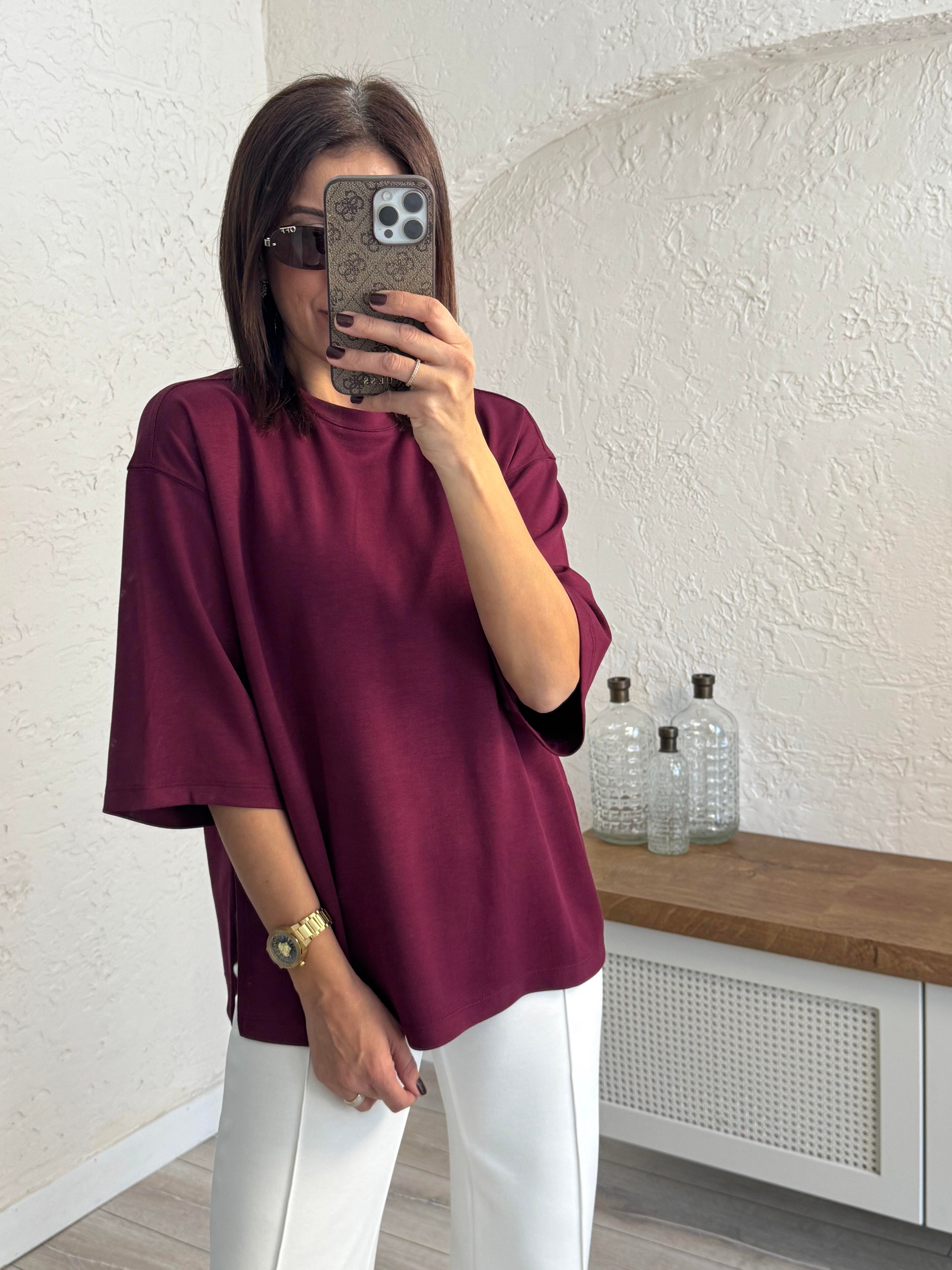 Bisiklet Yaka Modal Kumaş Yan Yırtmaçlı Tişört Bordo