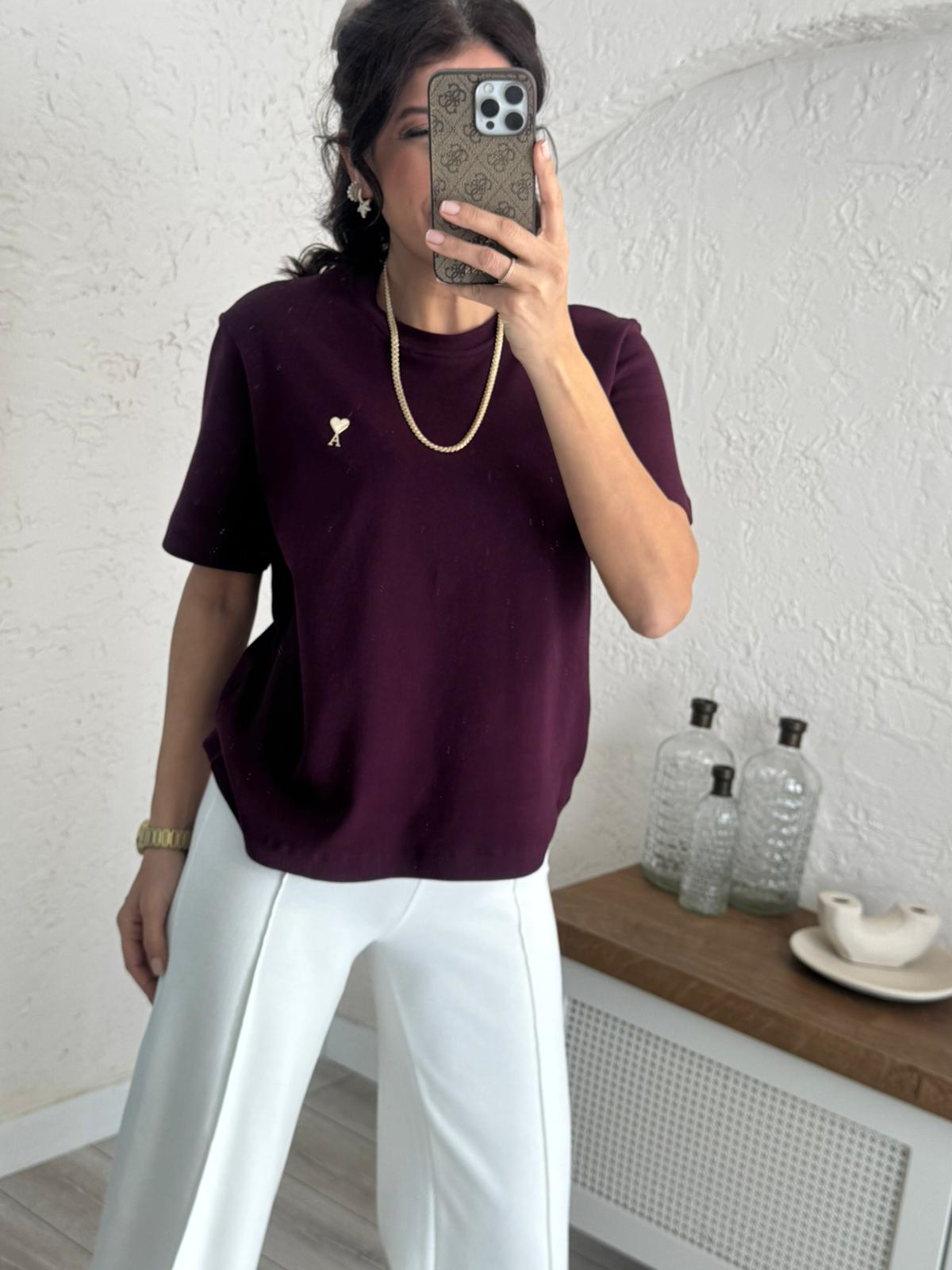 Bisiklet yaka Ön amblemli tshirt Bordo