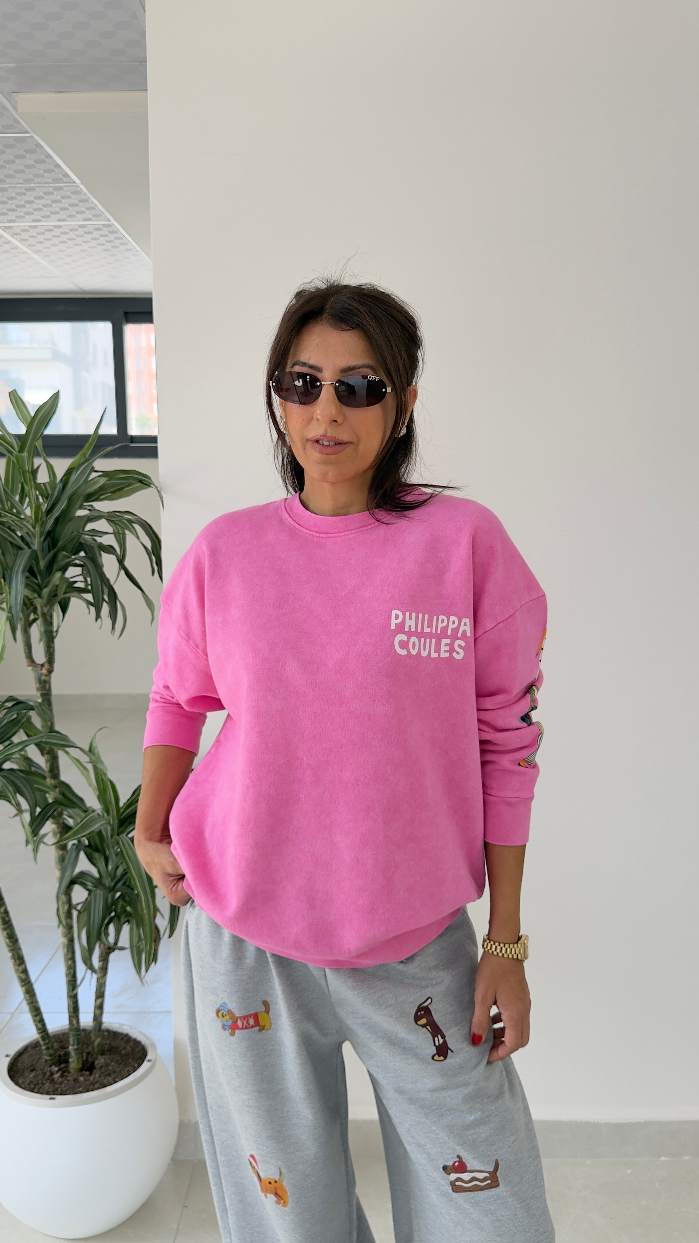 Bisiklet Yaka Sırt Ve Kol Baskı Philippa Coules Eskitme Sweat Pembe