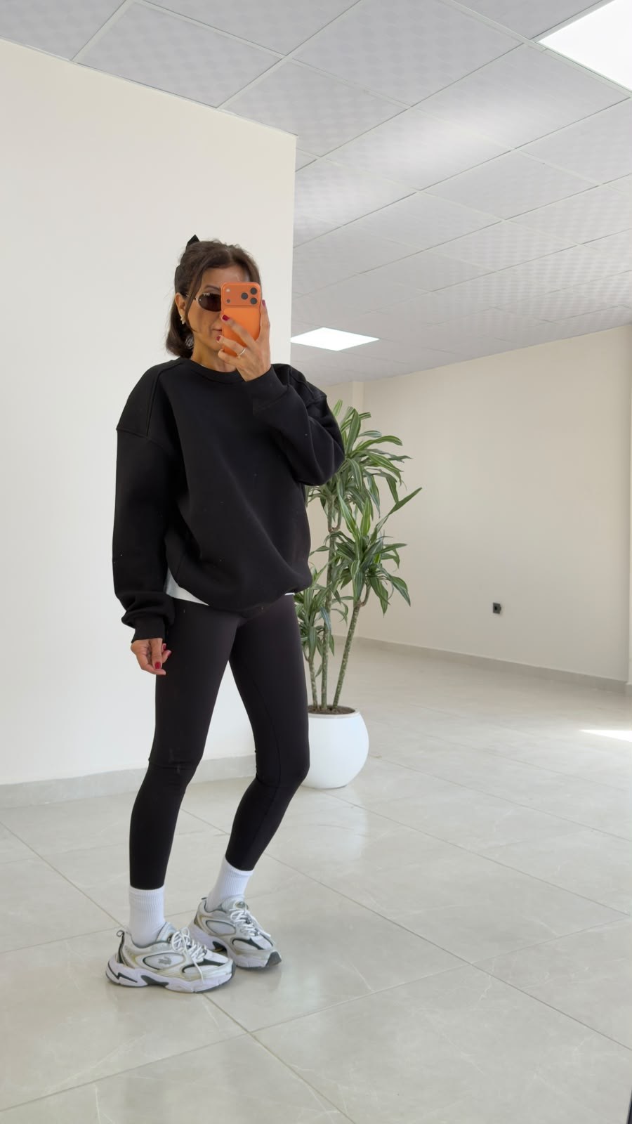 Bisiklet Yaka Üç İplik İç Şardonlu Oversıze Sweat Siyah