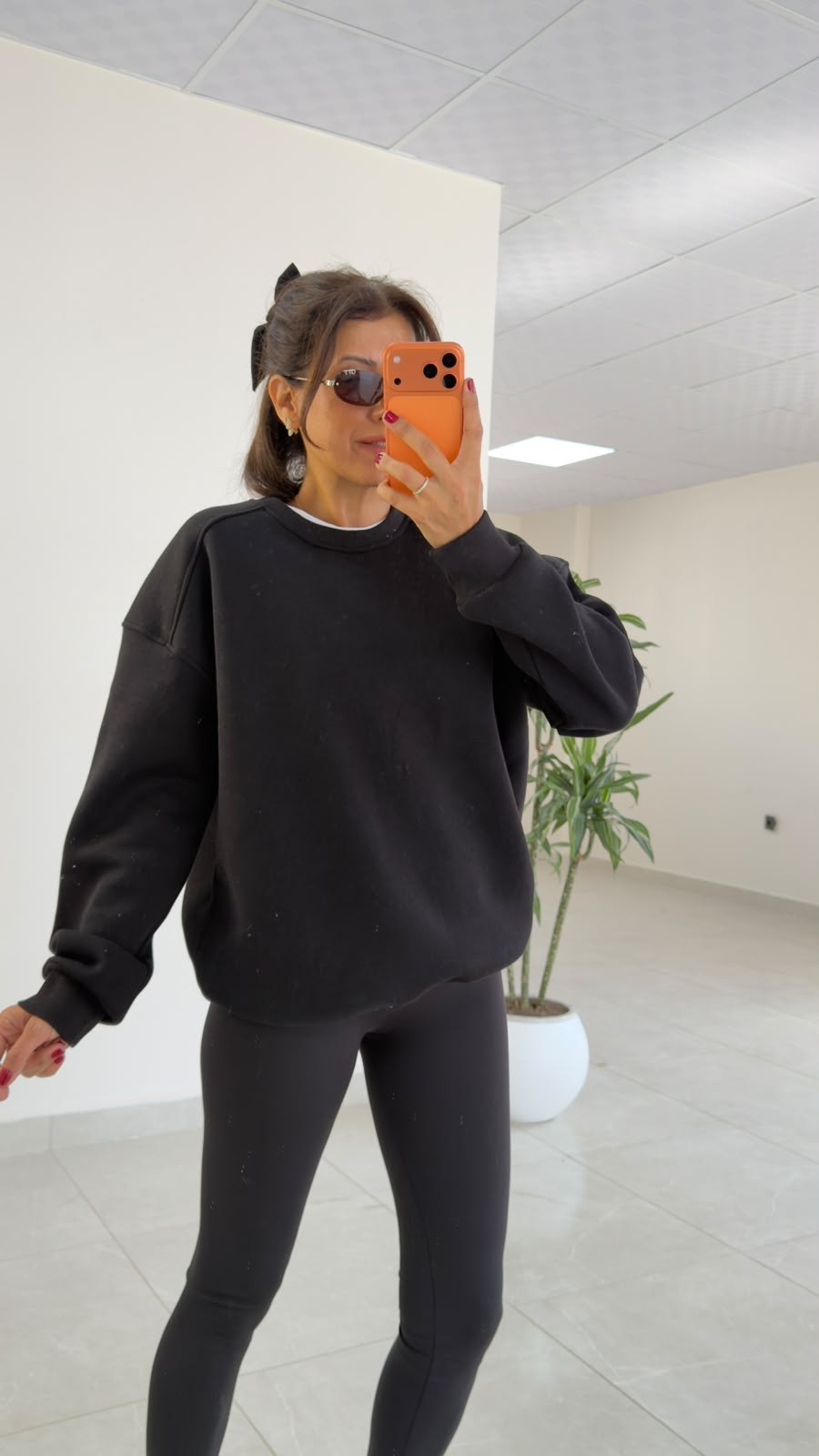 Bisiklet Yaka Üç İplik İç Şardonlu Oversıze Sweat Siyah