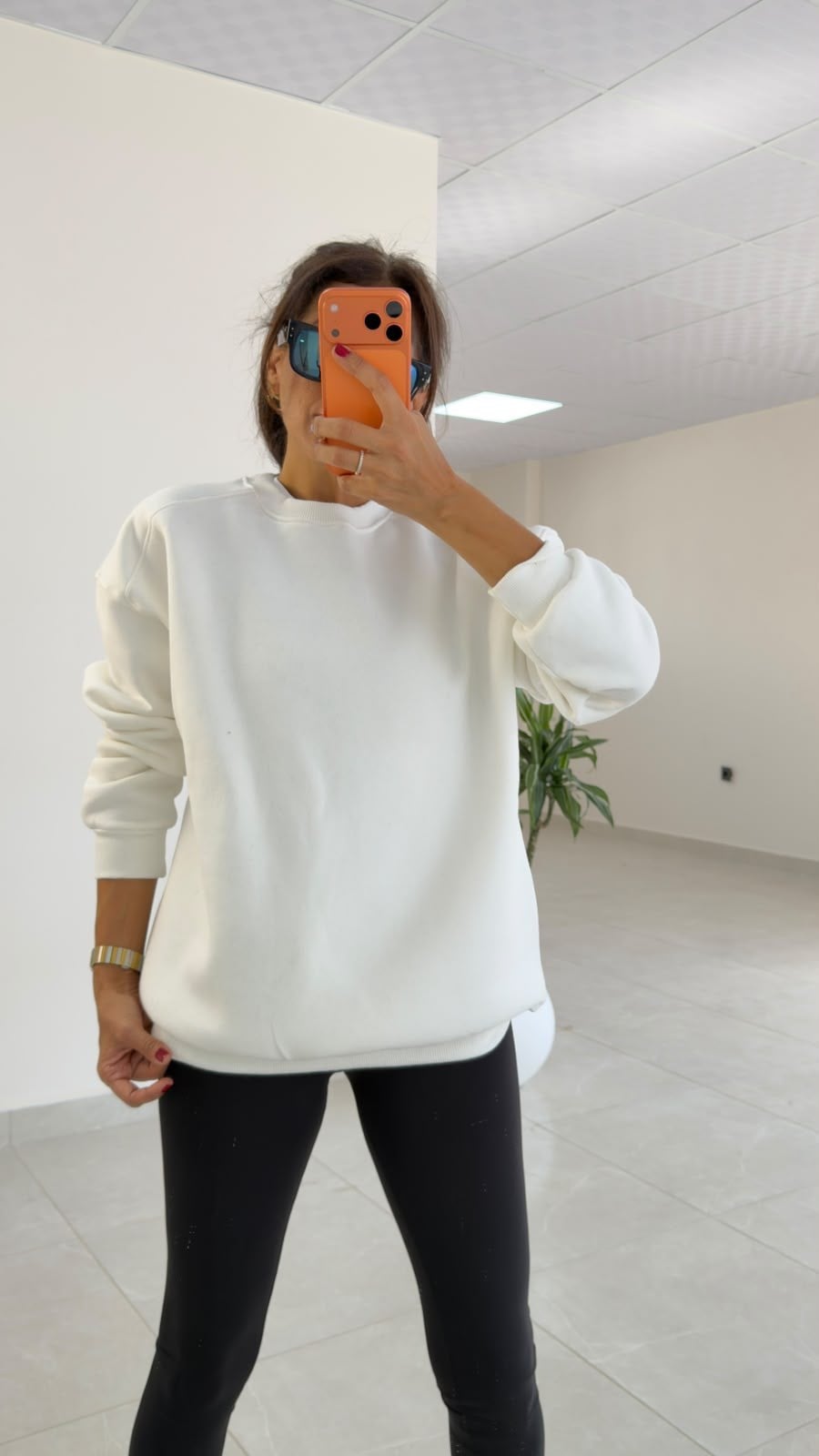 Bisiklet Yaka Üç İplik İç Şardonlu Oversıze Sweat Ekru
