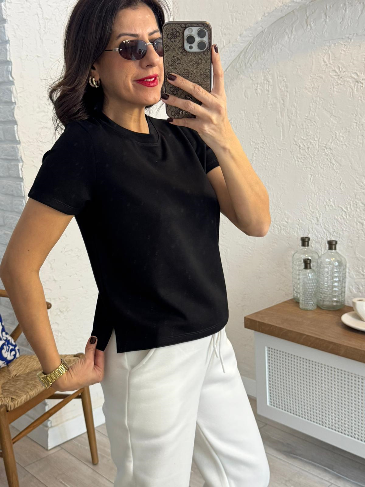 Bisiklet Yaka Yan Yırtmaçlı Crop Tshirt Siyah