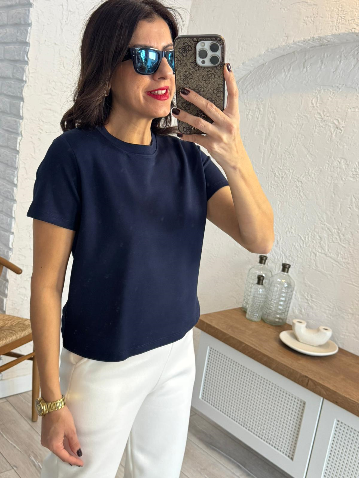 Bisiklet Yaka Yan Yırtmaçlı Crop Tshirt  Lacivert 