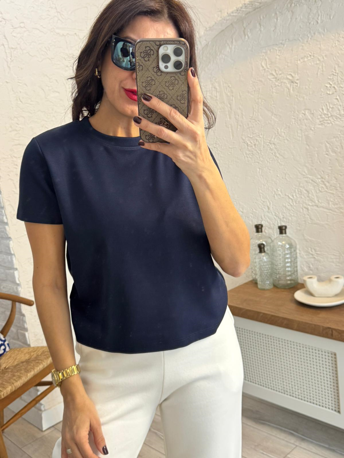 Bisiklet Yaka Yan Yırtmaçlı Crop Tshirt  Lacivert 