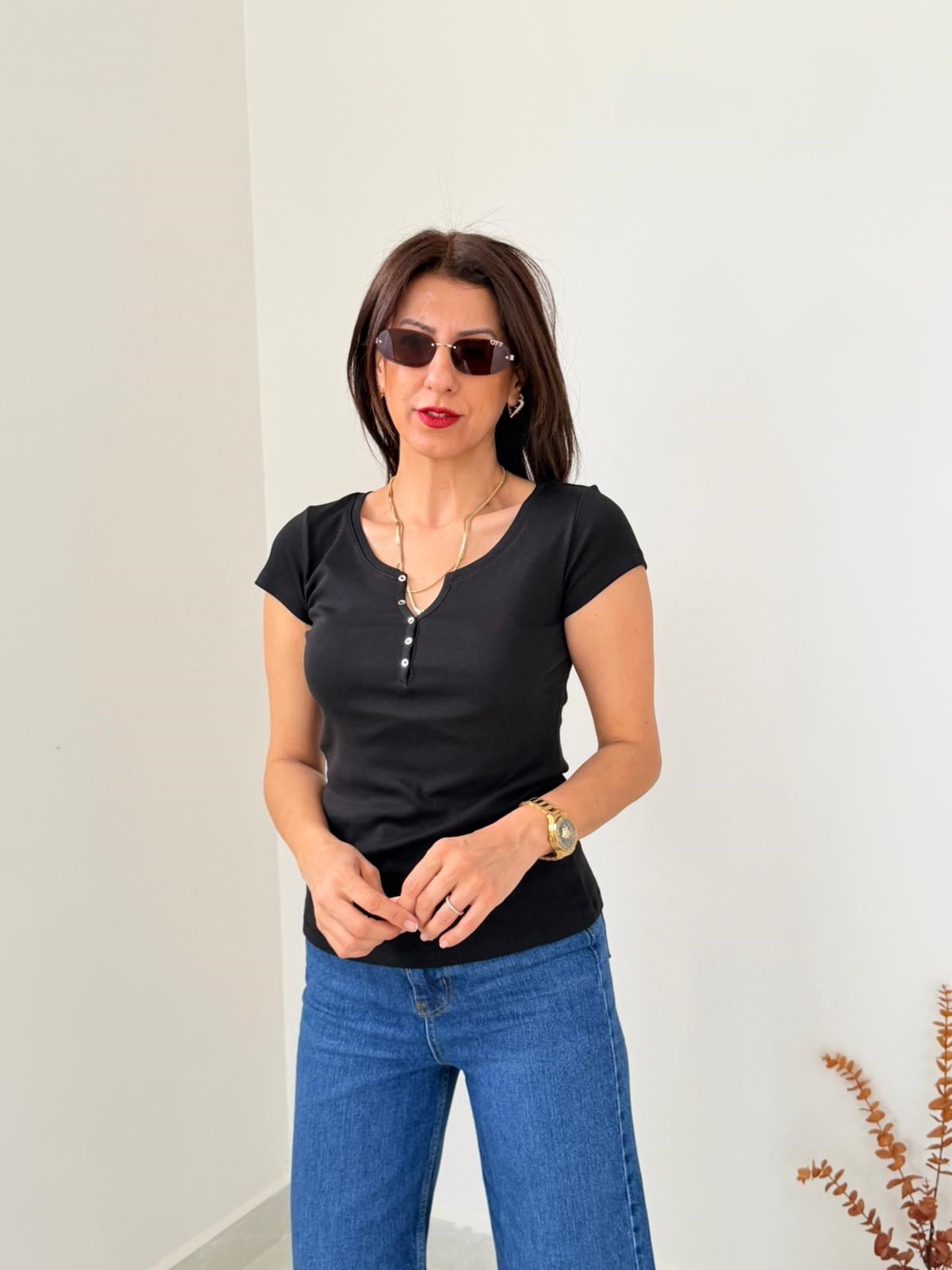 Düğme Detaylı Tshirt Siyah 