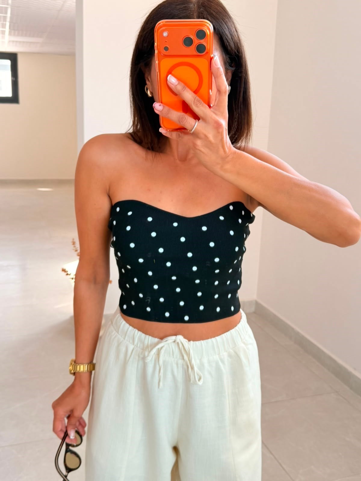 Kalp Yaka Puantiyeli Crop Top Siyah