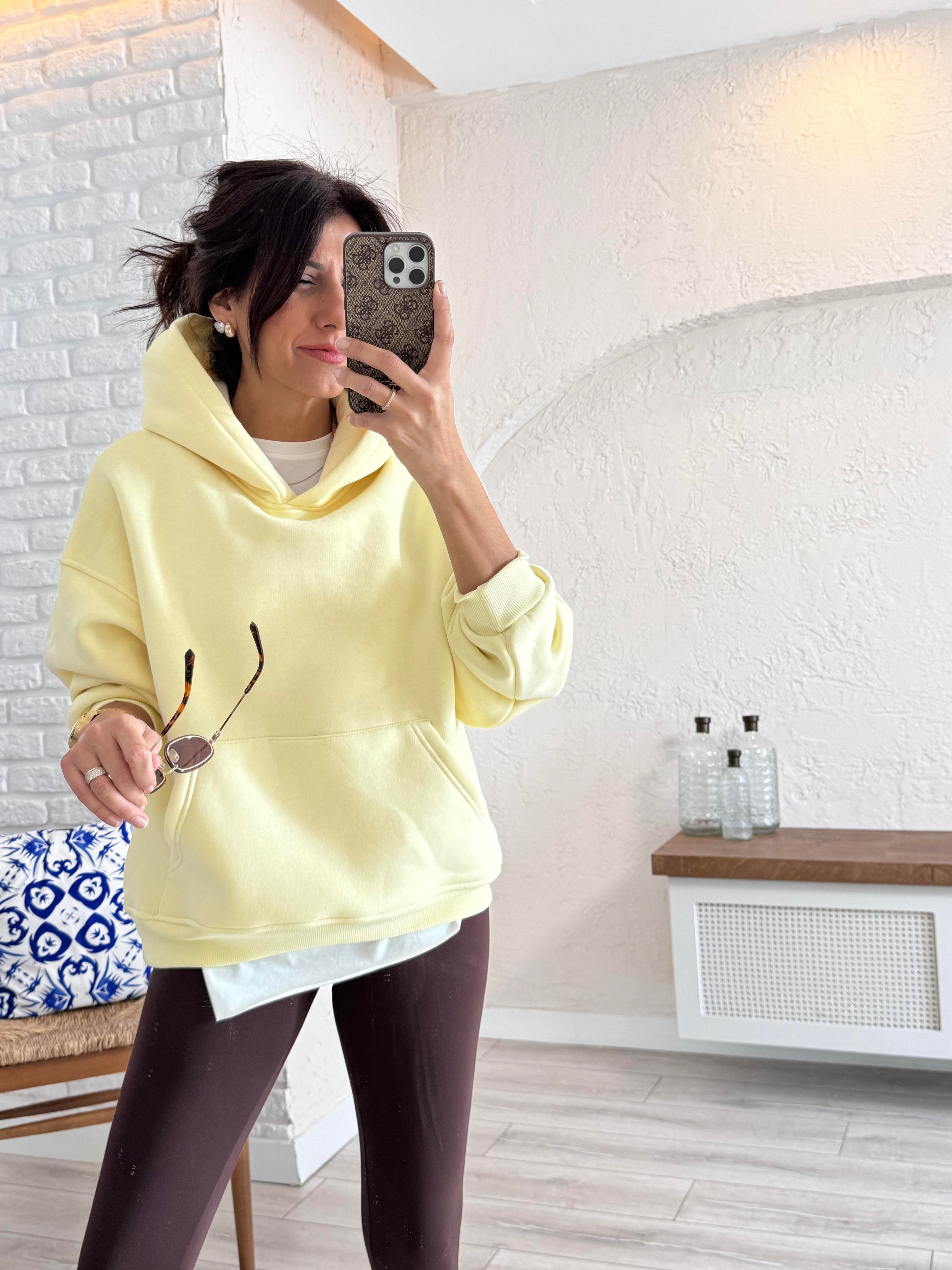 Kapşonlu ön cepli Sweat Sarı