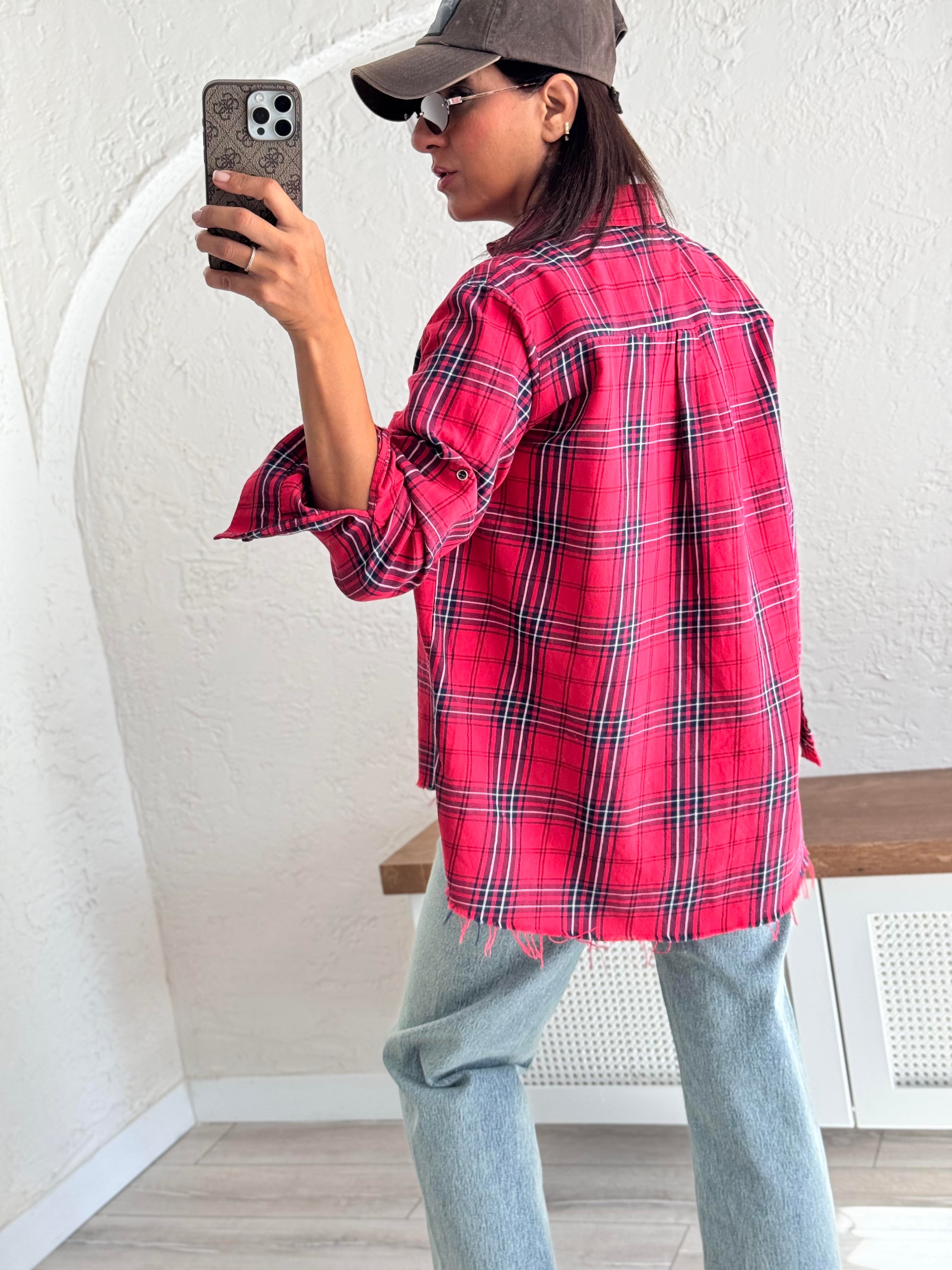 Kırmızı Ekoseli Gömlek