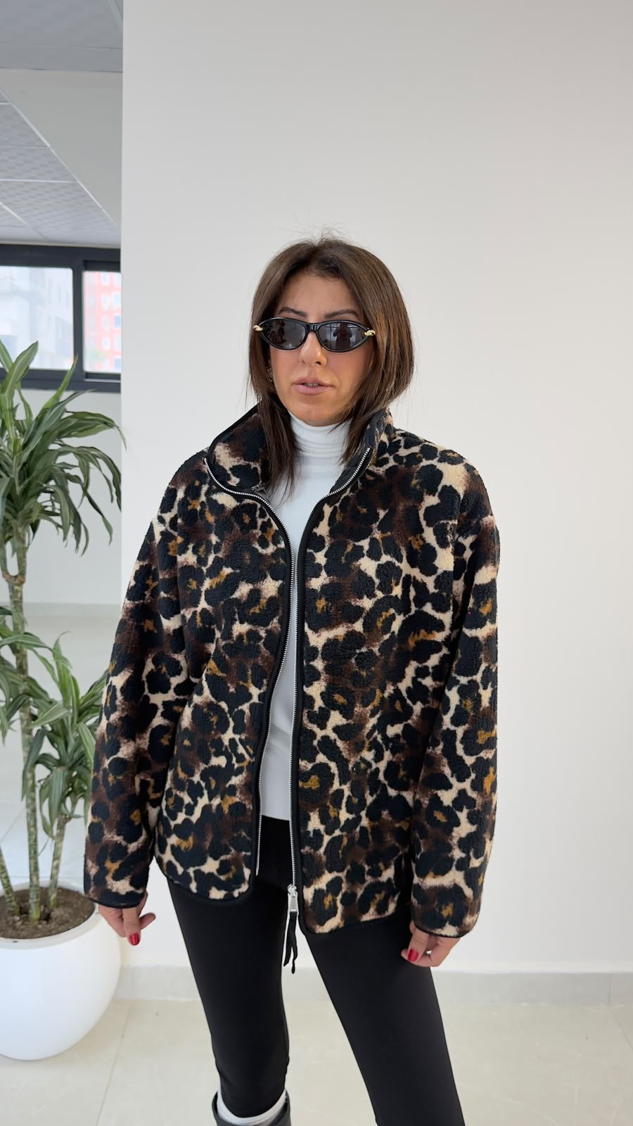 Leopar Desenli Fermuarlı Polar Ceket