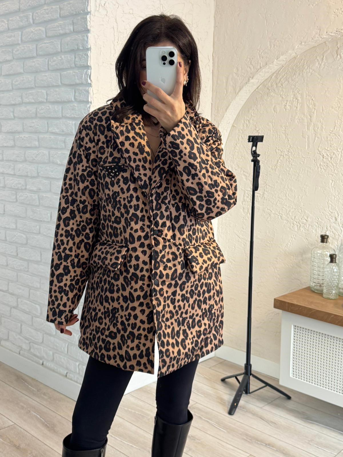 Leopar yaka armalı şişme mont