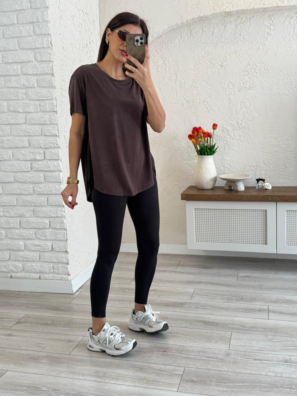 Sırt Pile Detaylı Basic Tişört  Kahve