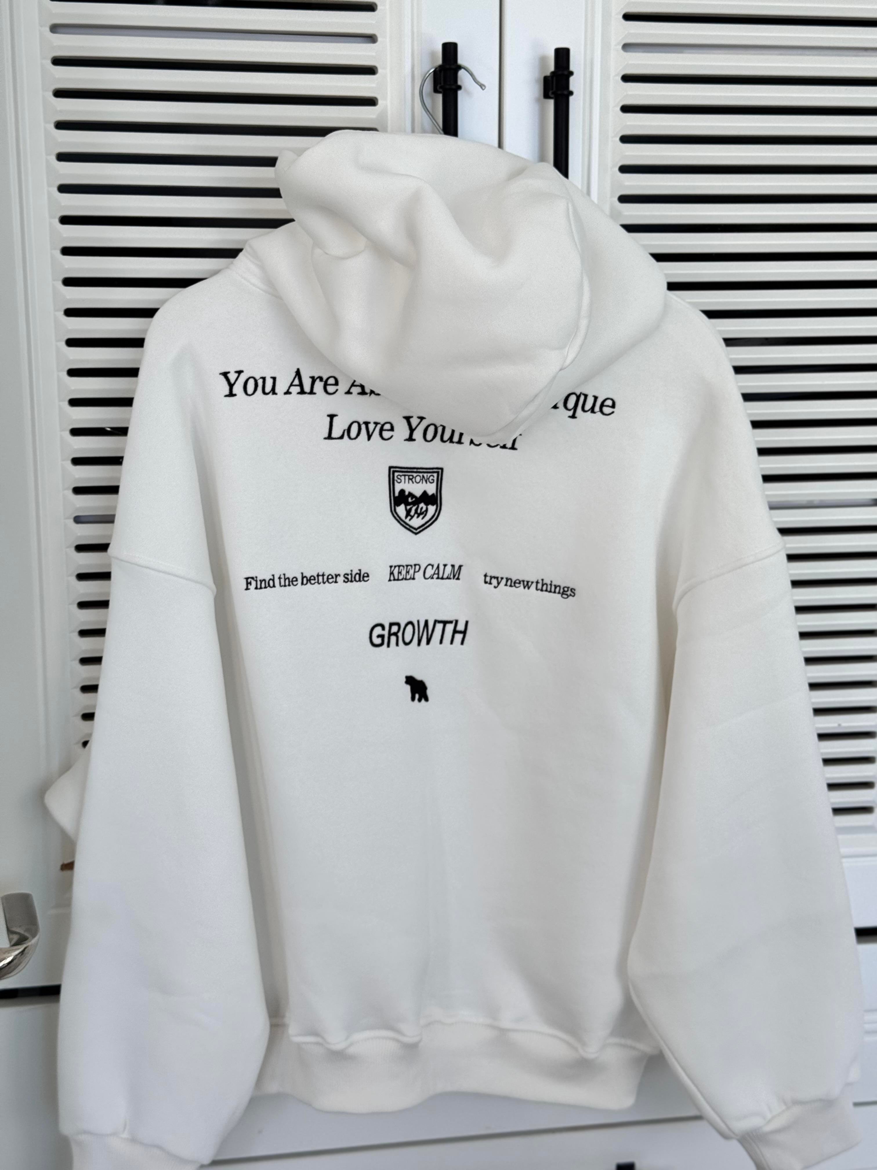 Sırtı Nakışlı Kapüşonlu Sweat Beyaz