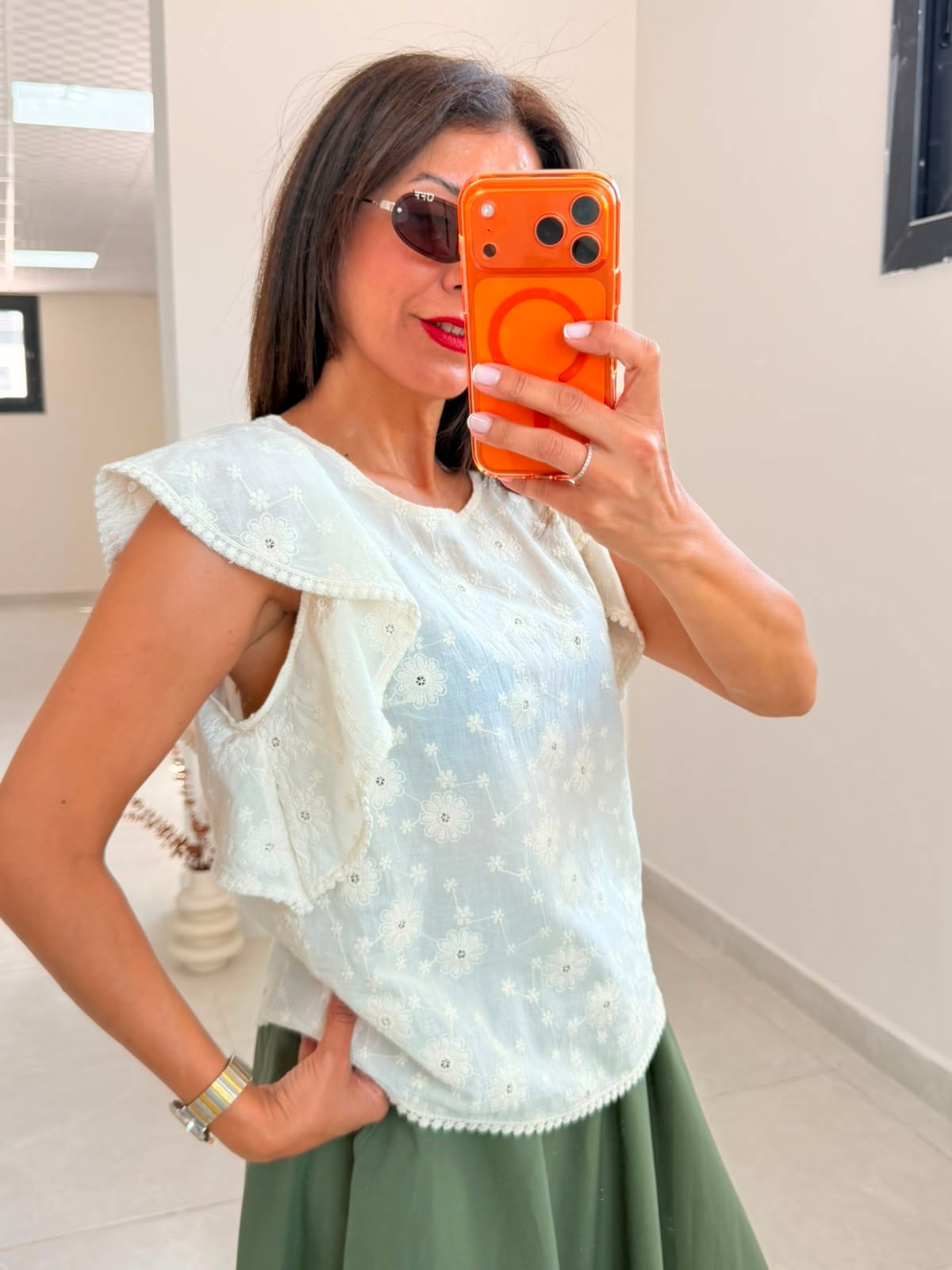 Volanlı Kol Papatyalı Bluz
