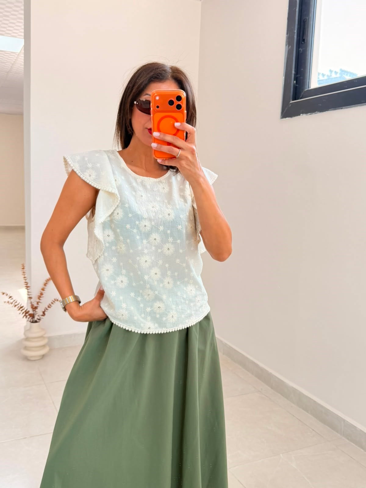 Volanlı Kol Papatyalı Bluz