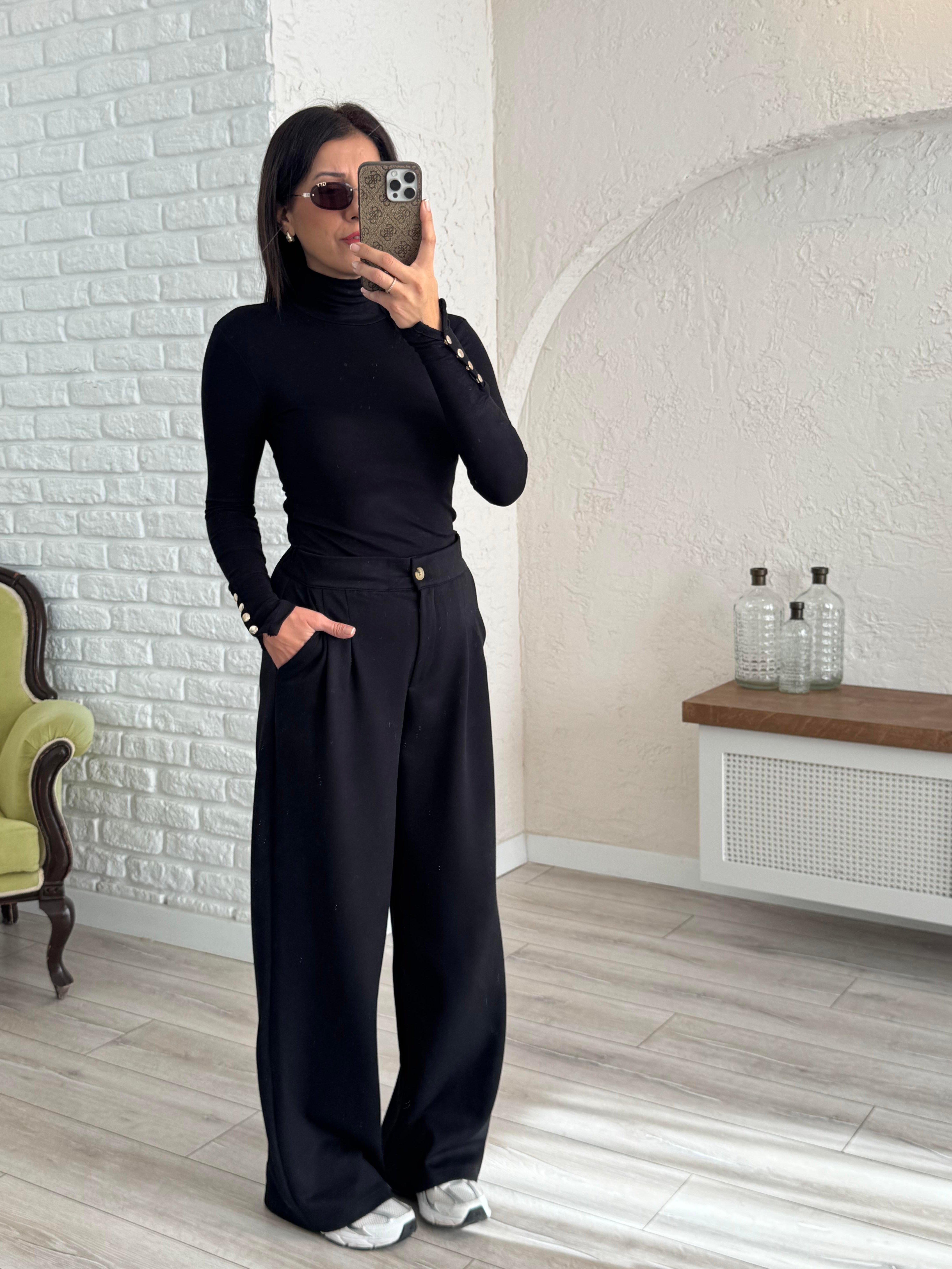 Yarım Balıkçı Kolu Çıtlı Bluz Siyah 