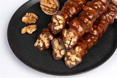 Köme & Cevizli Sucuk & OrcikCevizli Sucuk - Köme - Orcik 1 Kg | Malatya Yöresel Ürünleri